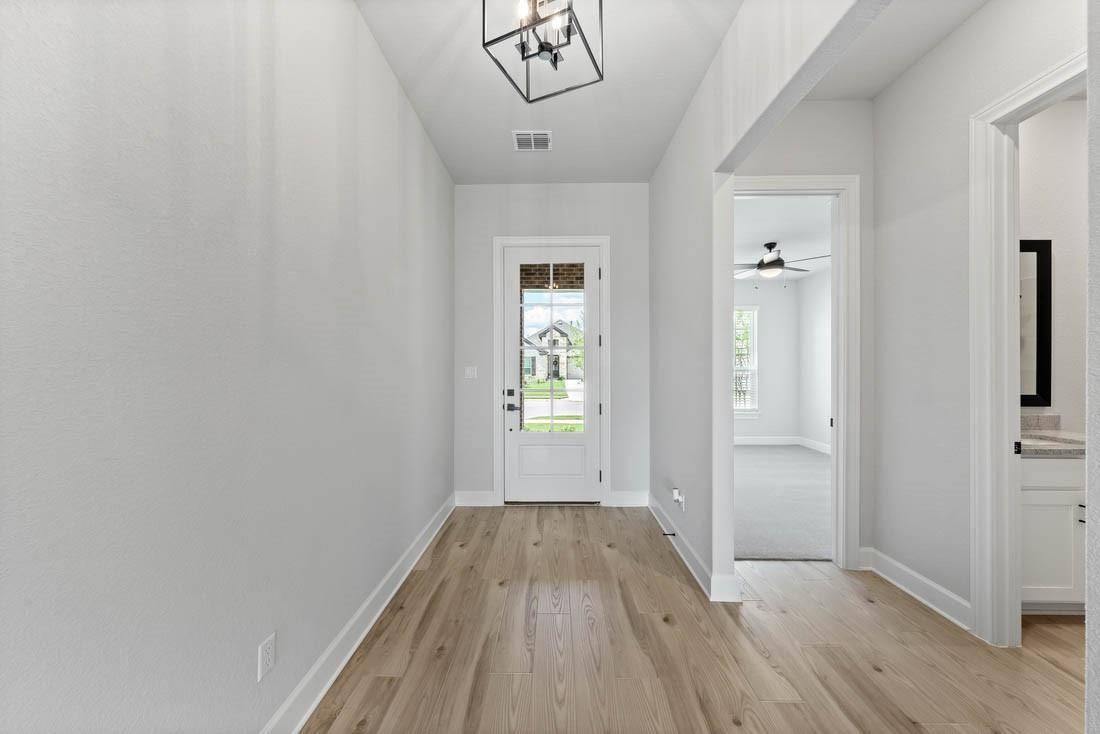 106 Nandina PATH, Bastrop, TX 78602