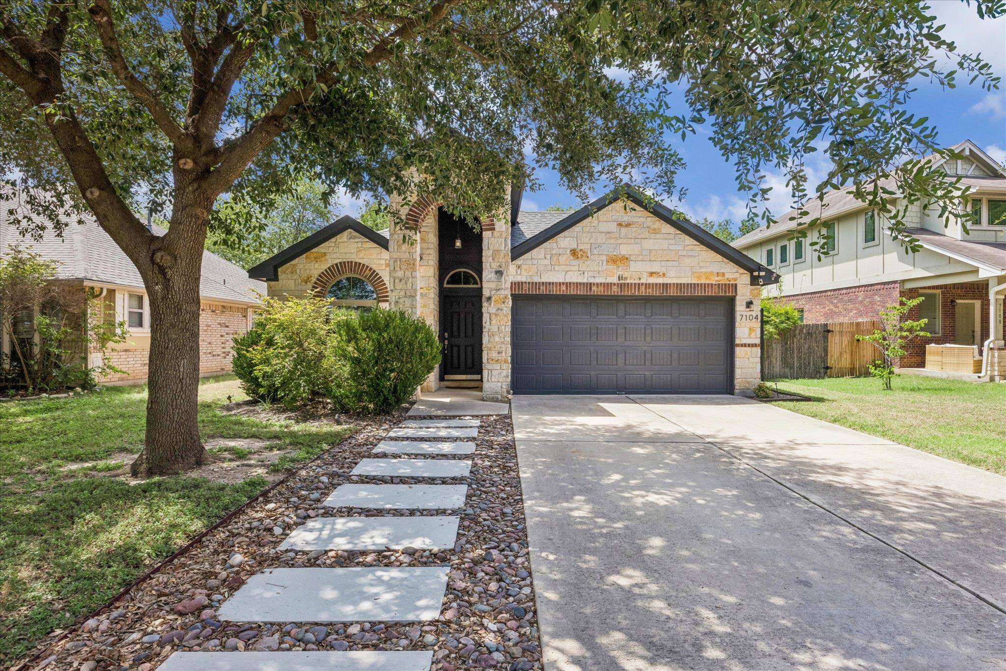 7104 Bay City BND, Austin, TX 78725