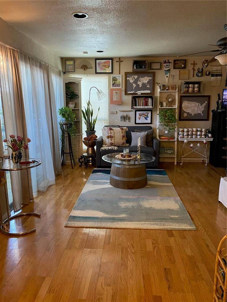 112 W 38TH ST #202, Austin, TX 78705