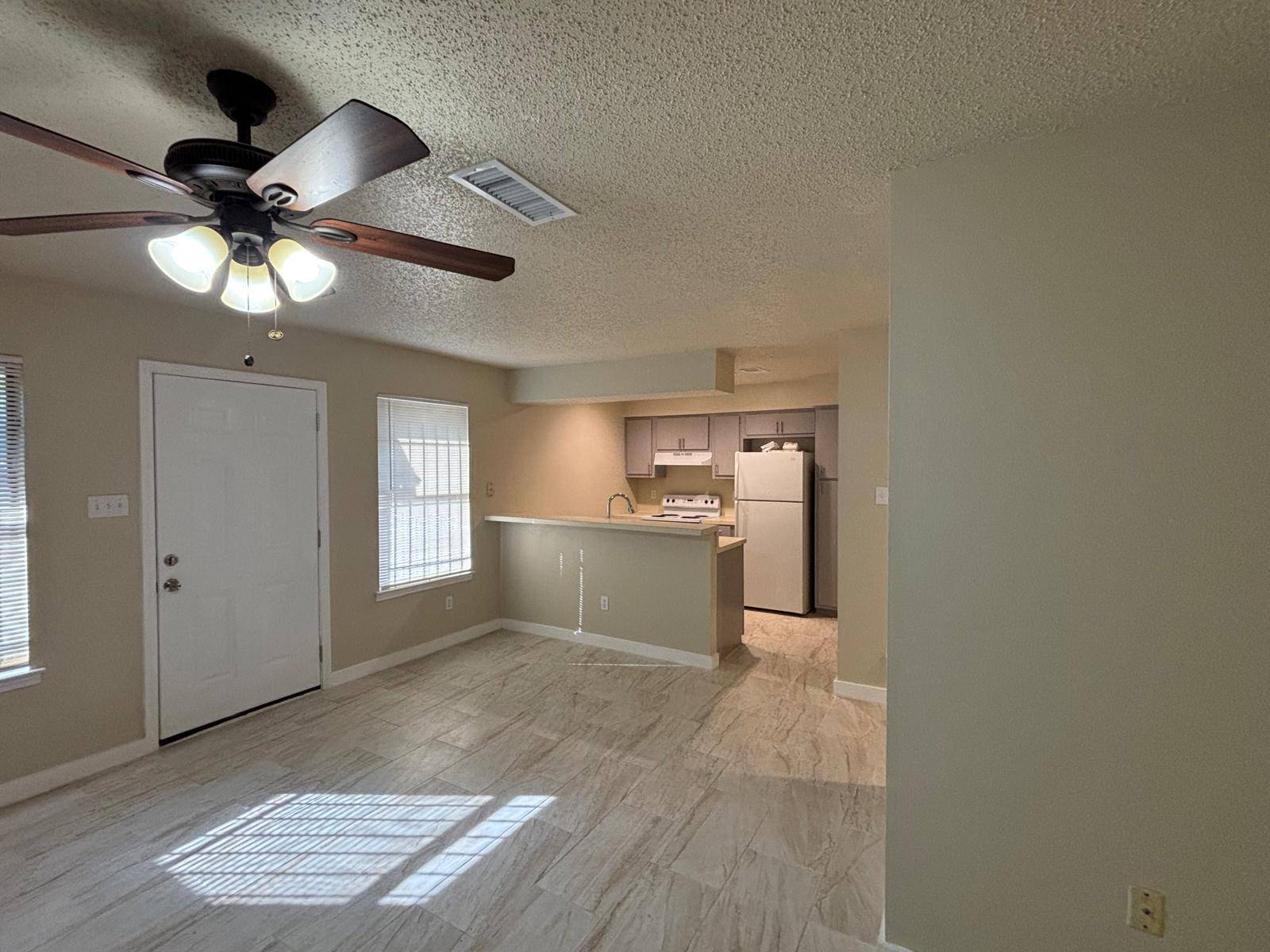 4609 E 12th ST #4, Austin, TX 78721