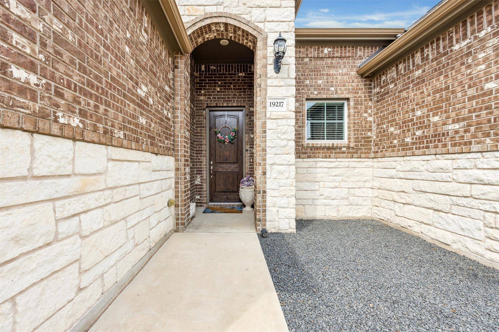 19217 Tristan Stone DR, Pflugerville, TX 78660