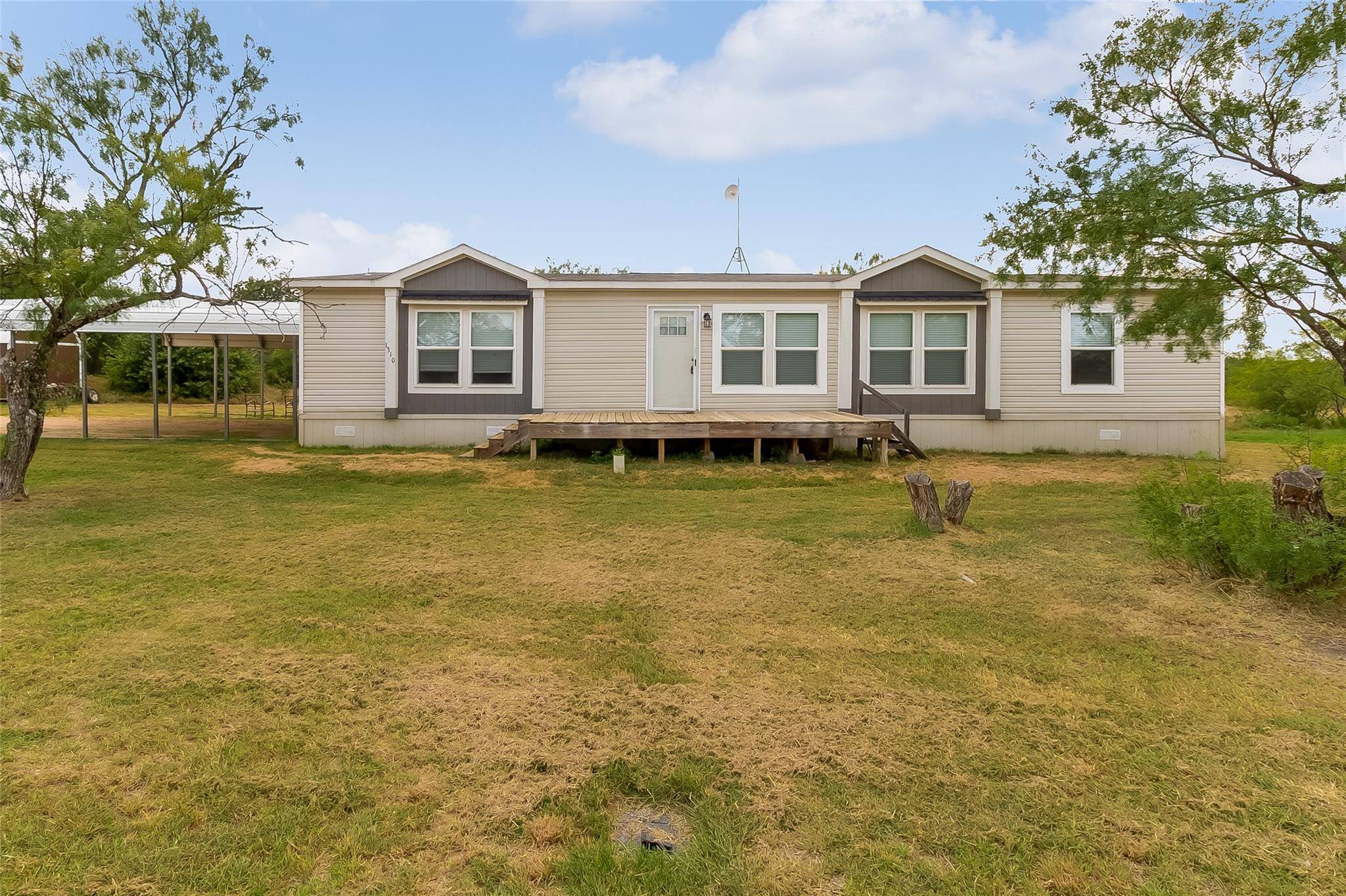 1310 Industrial BLVD, Kingsland, TX 78639