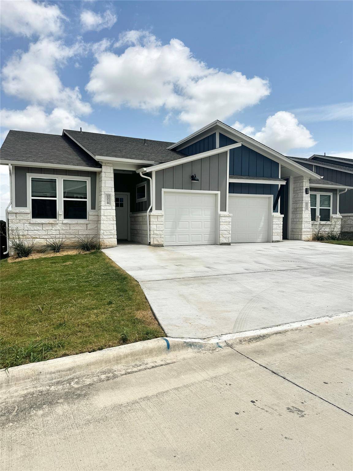101 Zayd CT #A, Jarrell, TX 76537