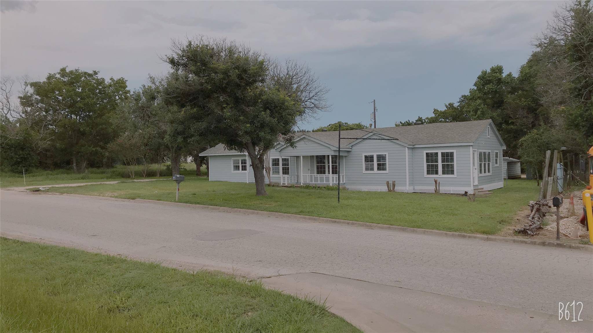 112 Eloise ST, Caldwell, TX 77836