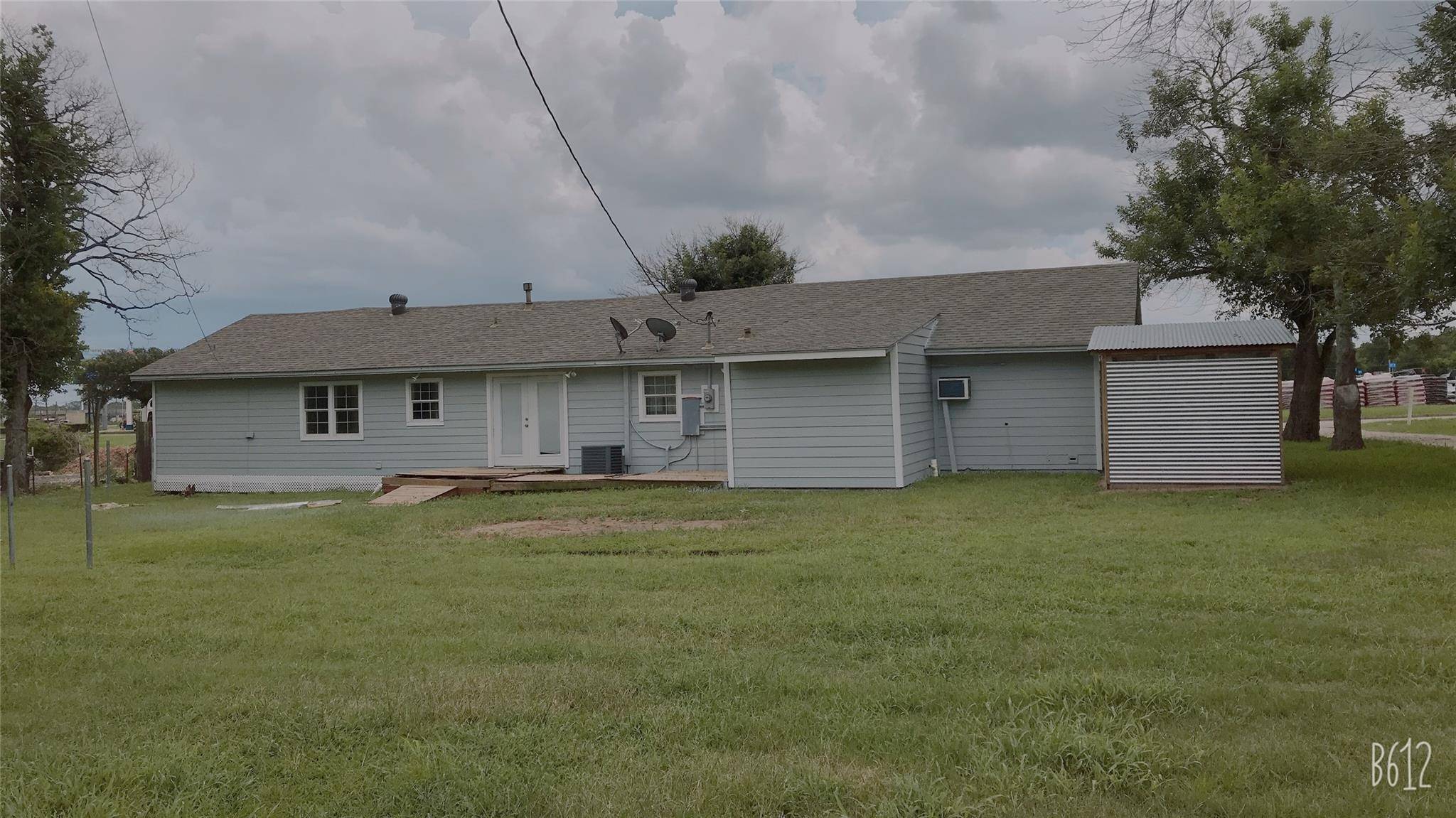 112 Eloise ST, Caldwell, TX 77836