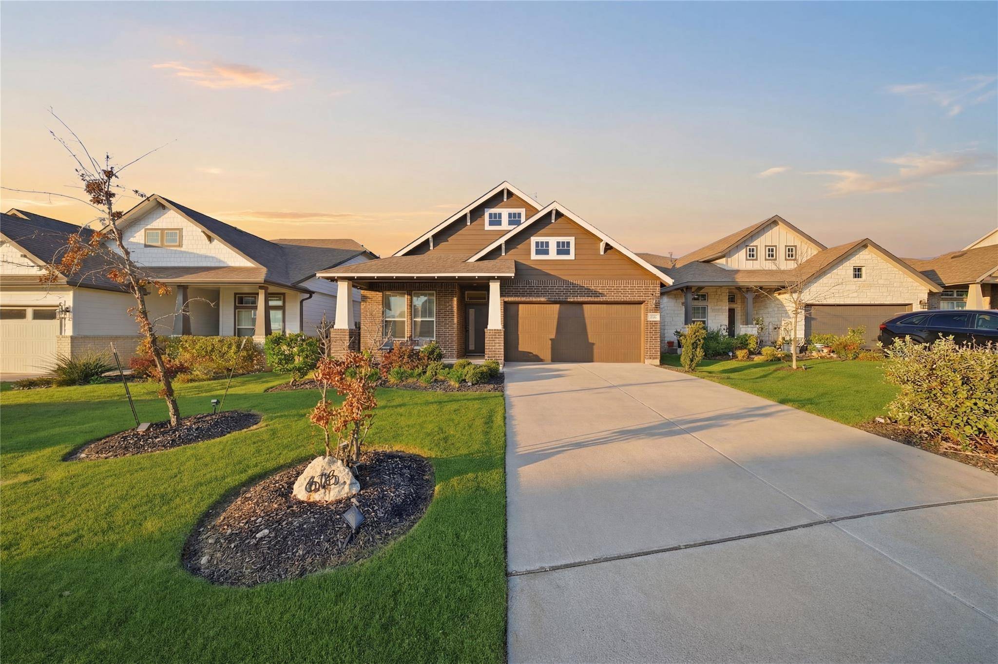 616 Saturnia DR, Georgetown, TX 78628