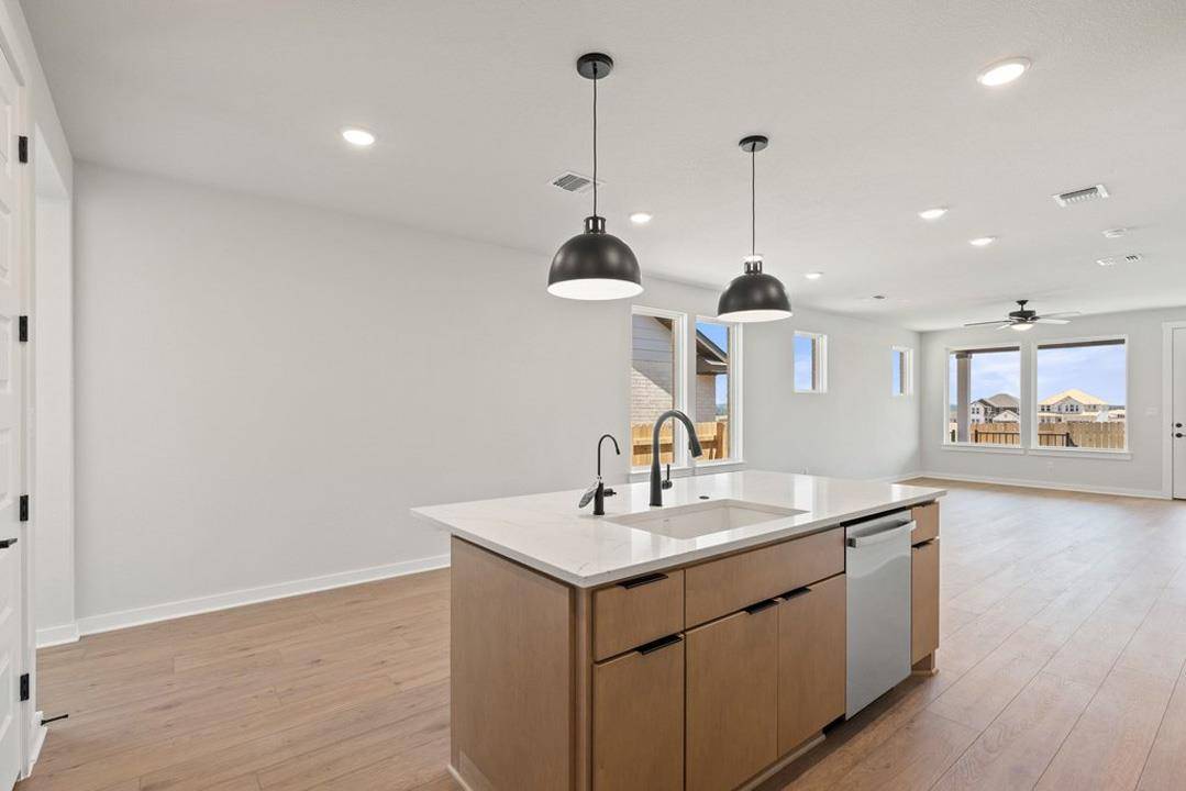 216 High Valley Drive, Liberty Hill, TX 78642