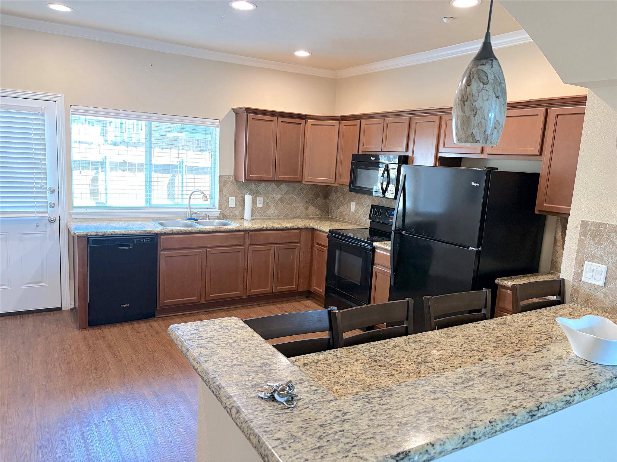 1198 Jones Butler RD #3011, College Station, TX 77840