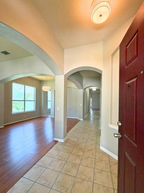 3304 Winding Shore LN, Pflugerville, TX 78660