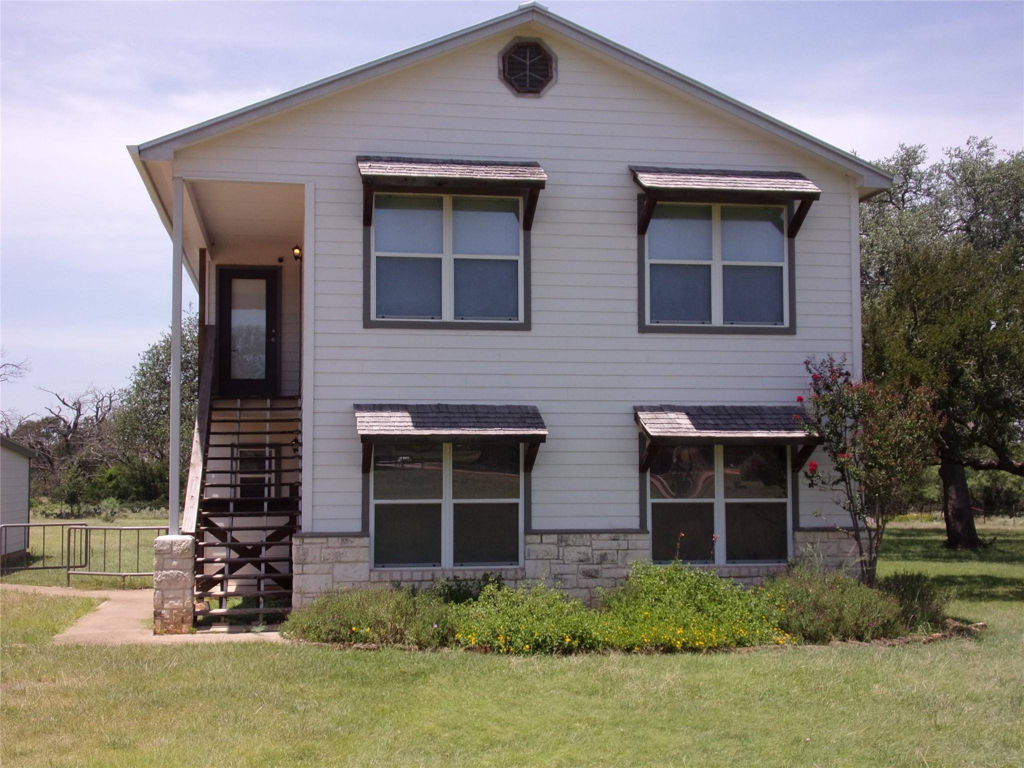 179A Two Friends TRL, Johnson City, TX 78636