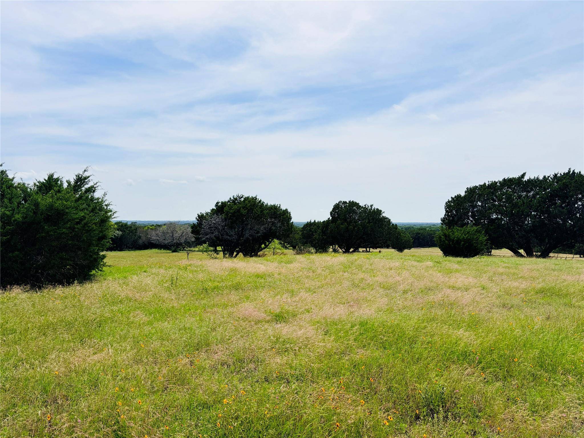 34 County Road 340, Mcgregor, TX 76657