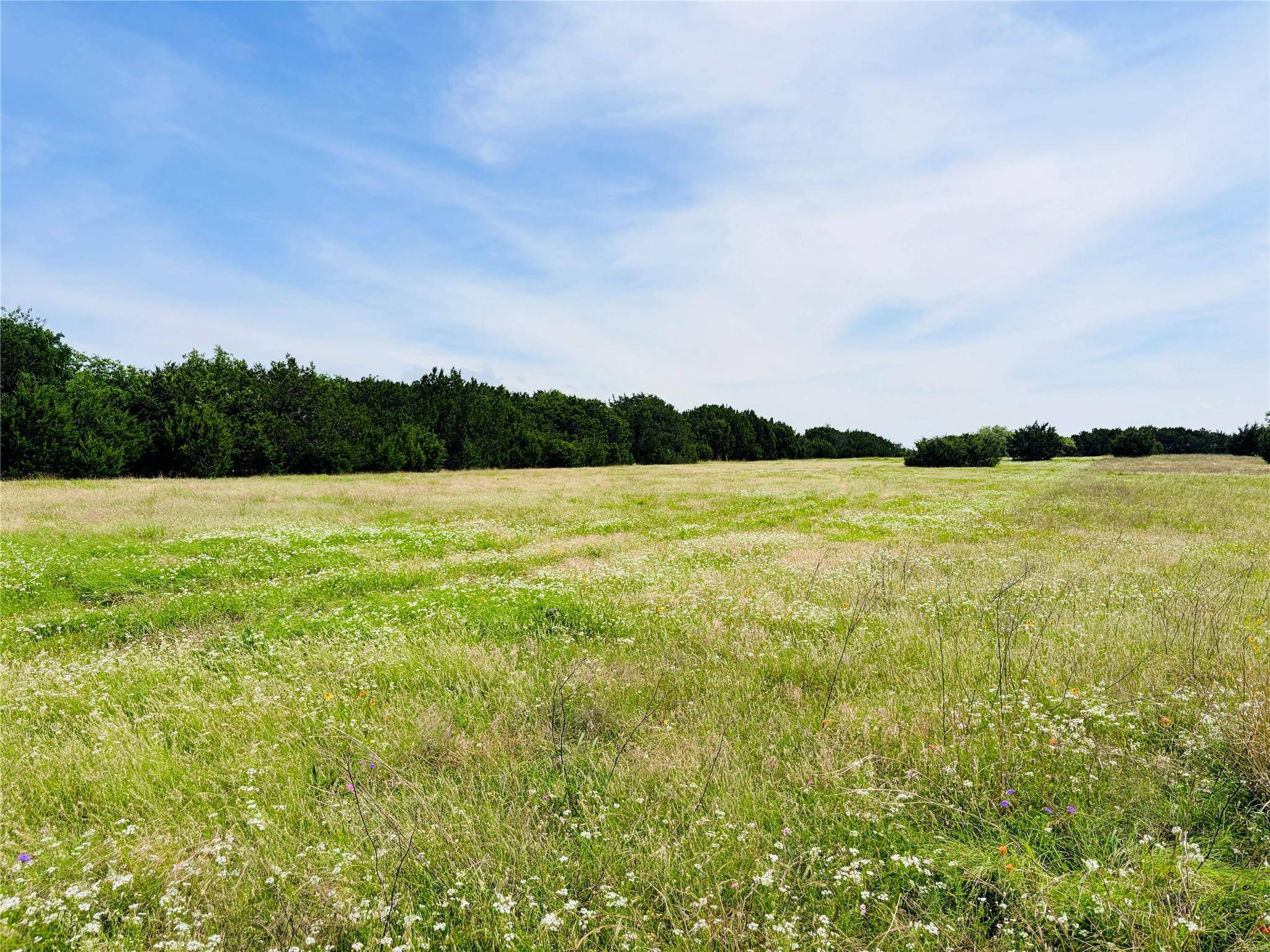 34 County Road 340, Mcgregor, TX 76657