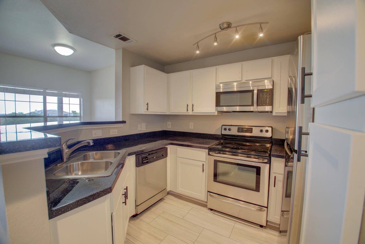 2320 Gracy Farms LN #1332, Austin, TX 78758