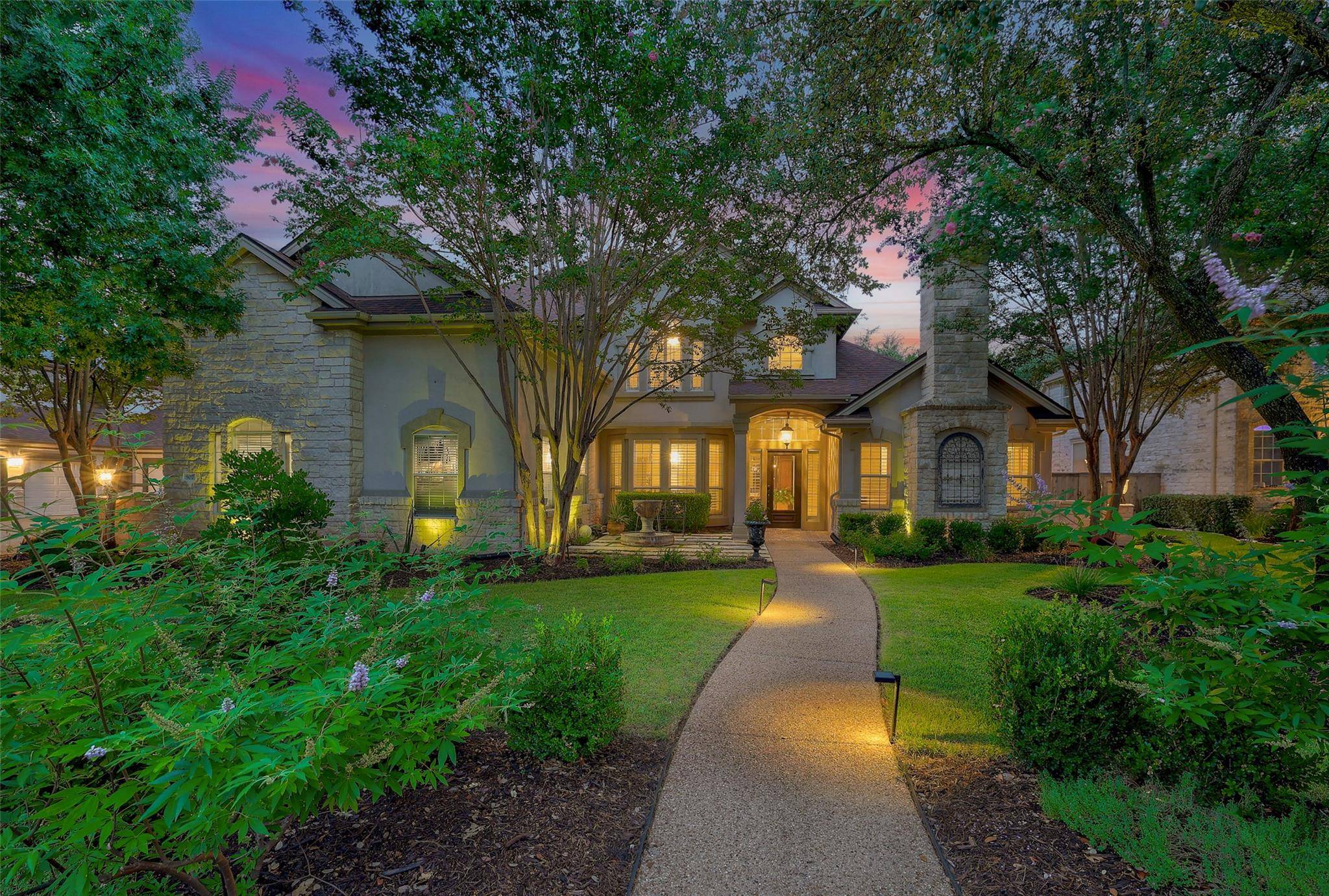 507 Champions DR, Georgetown, TX 78628