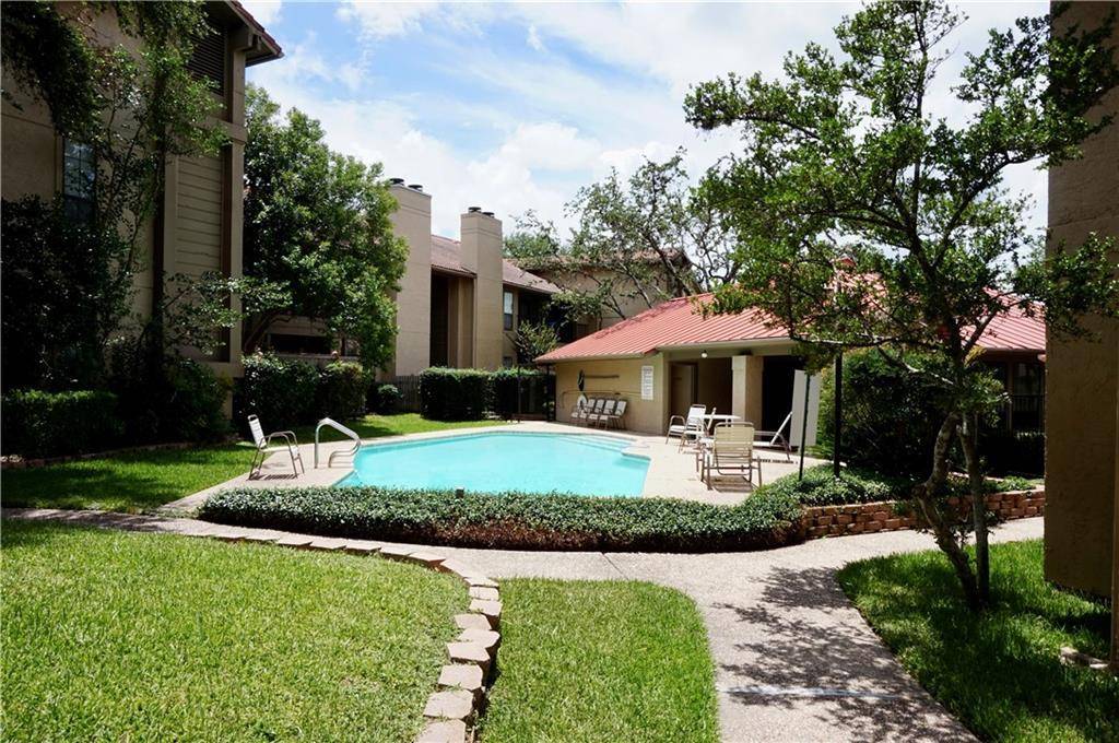1202 Thorpe LN #208, San Marcos, TX 78666