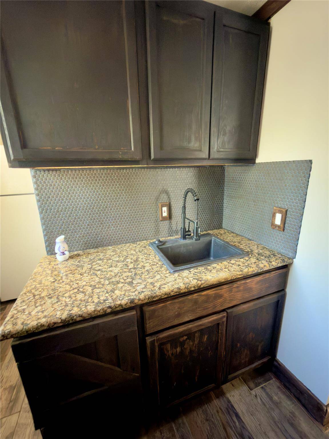 125 McDowell RD, Del Valle, TX 78617