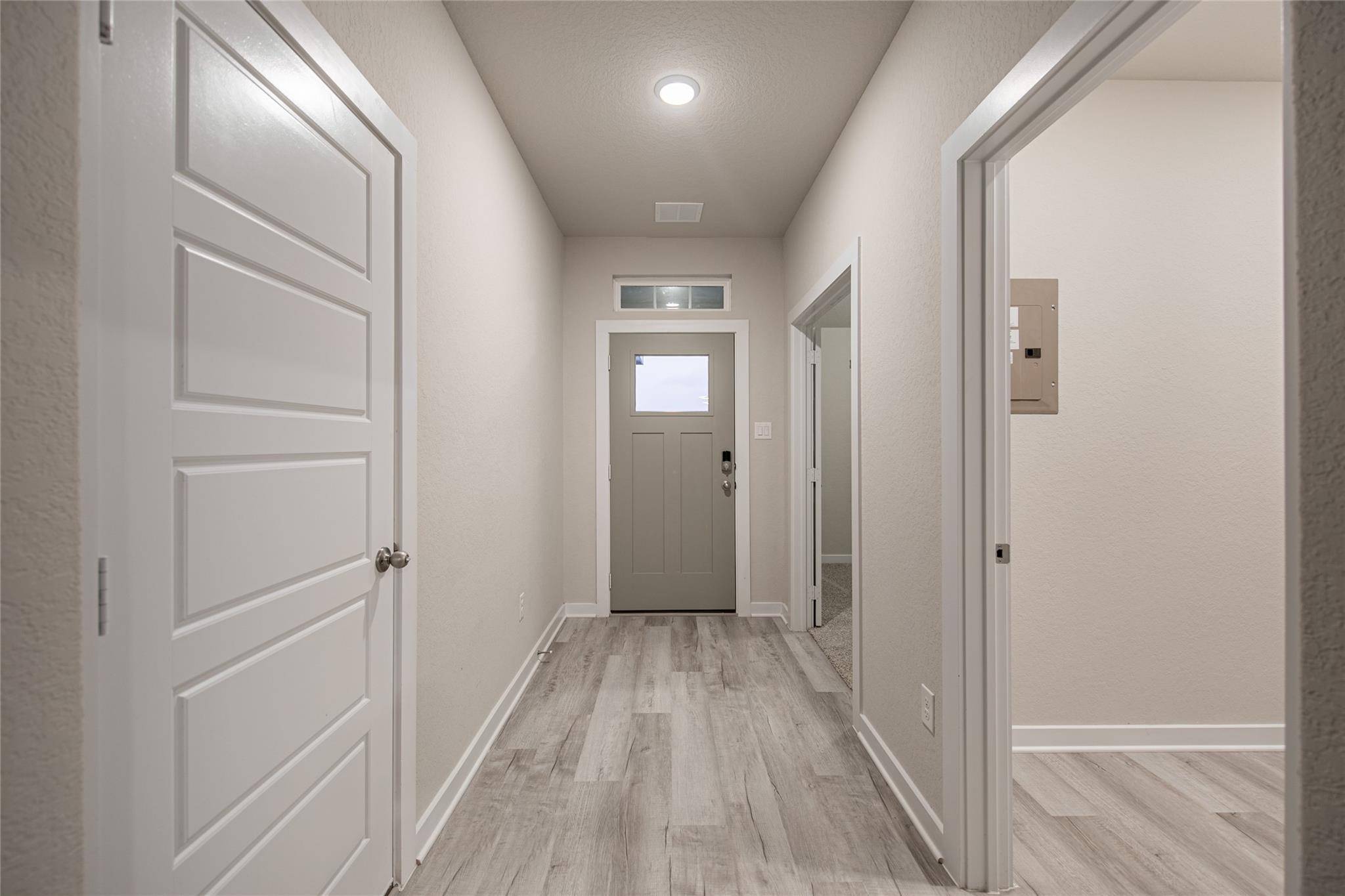 13713 Ryan Range LN, Elgin, TX 78621