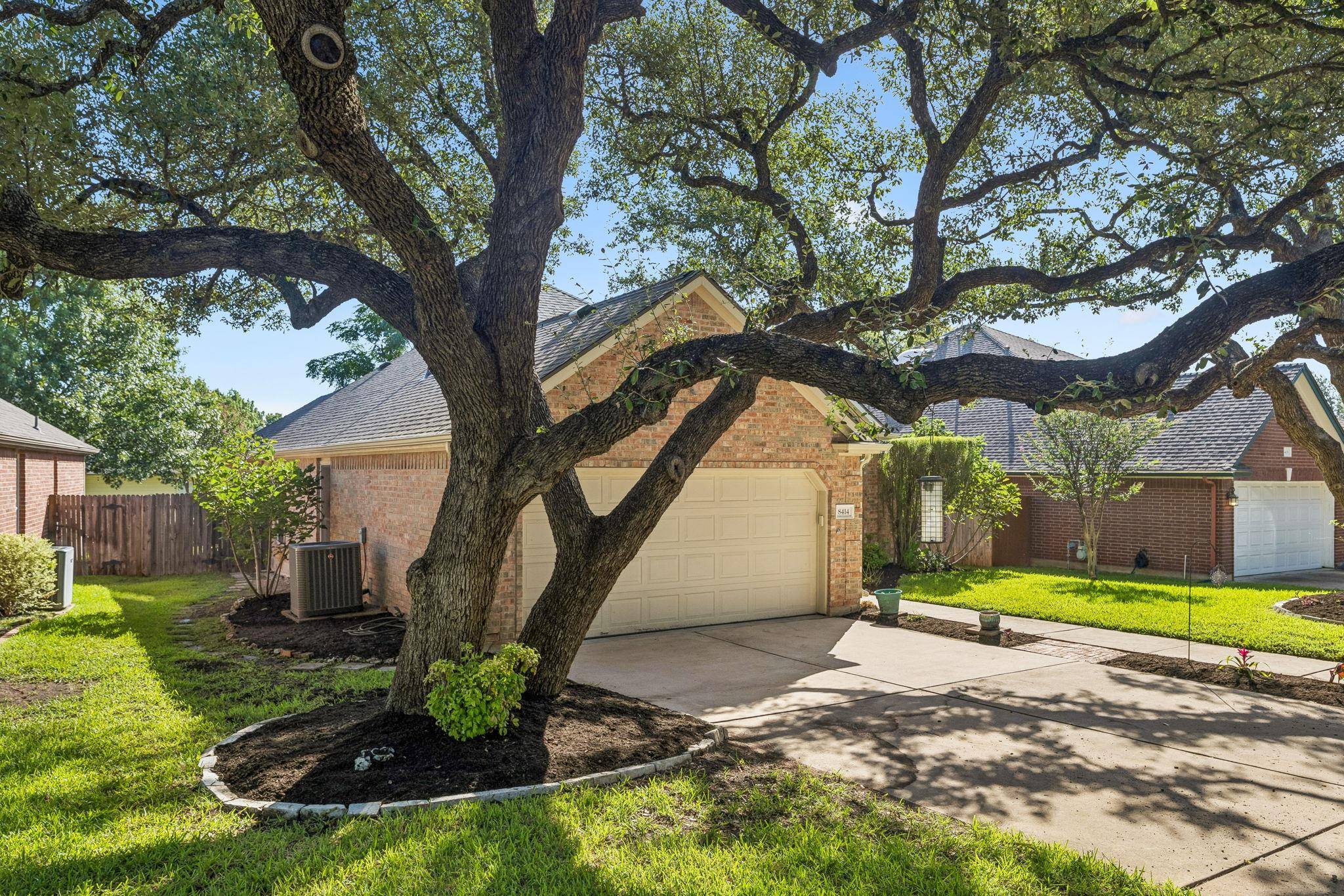 8414 Ironweed RUN, Round Rock, TX 78681