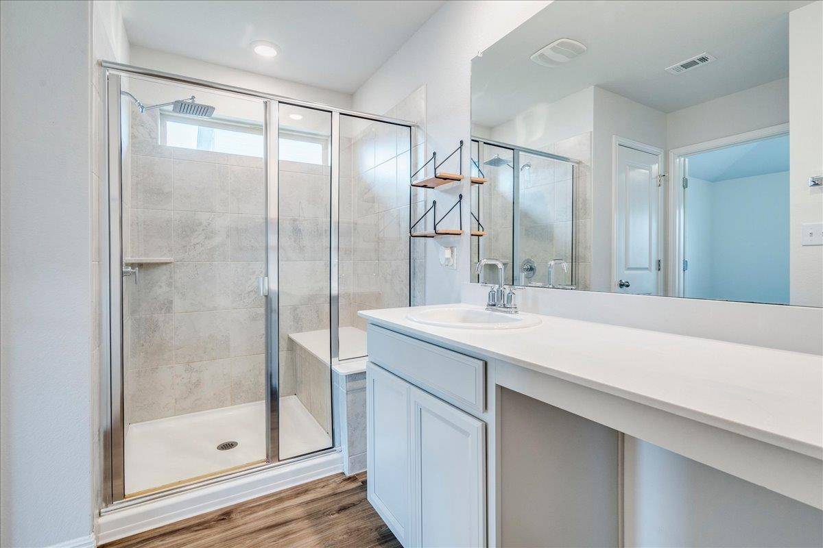 233 Forest Moon LN, Kyle, TX 78640