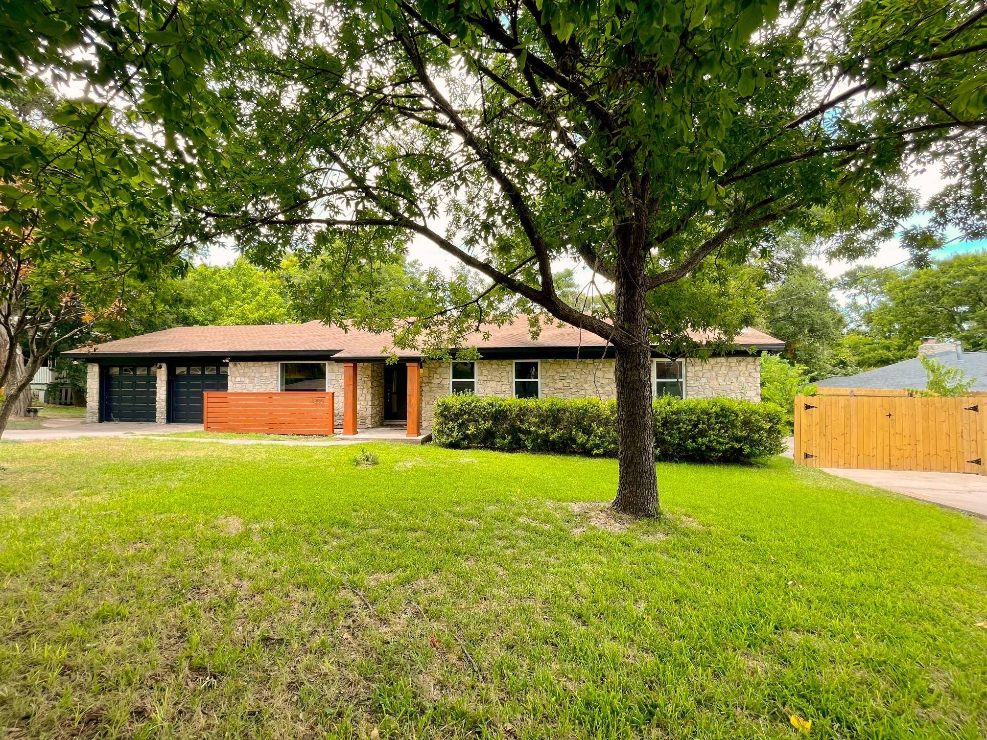 1200 Somerset Ave, Austin, TX 78753