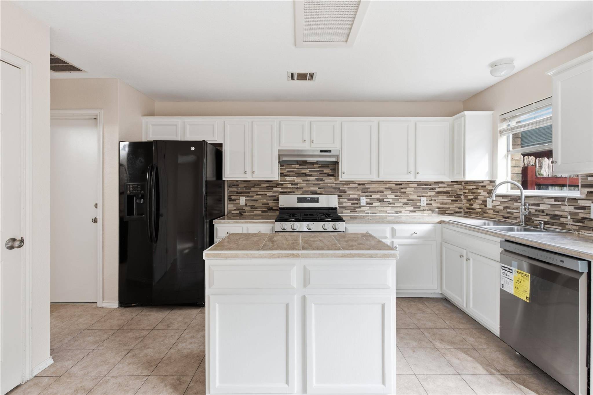 9341 Bernoulli DR, Austin, TX 78748