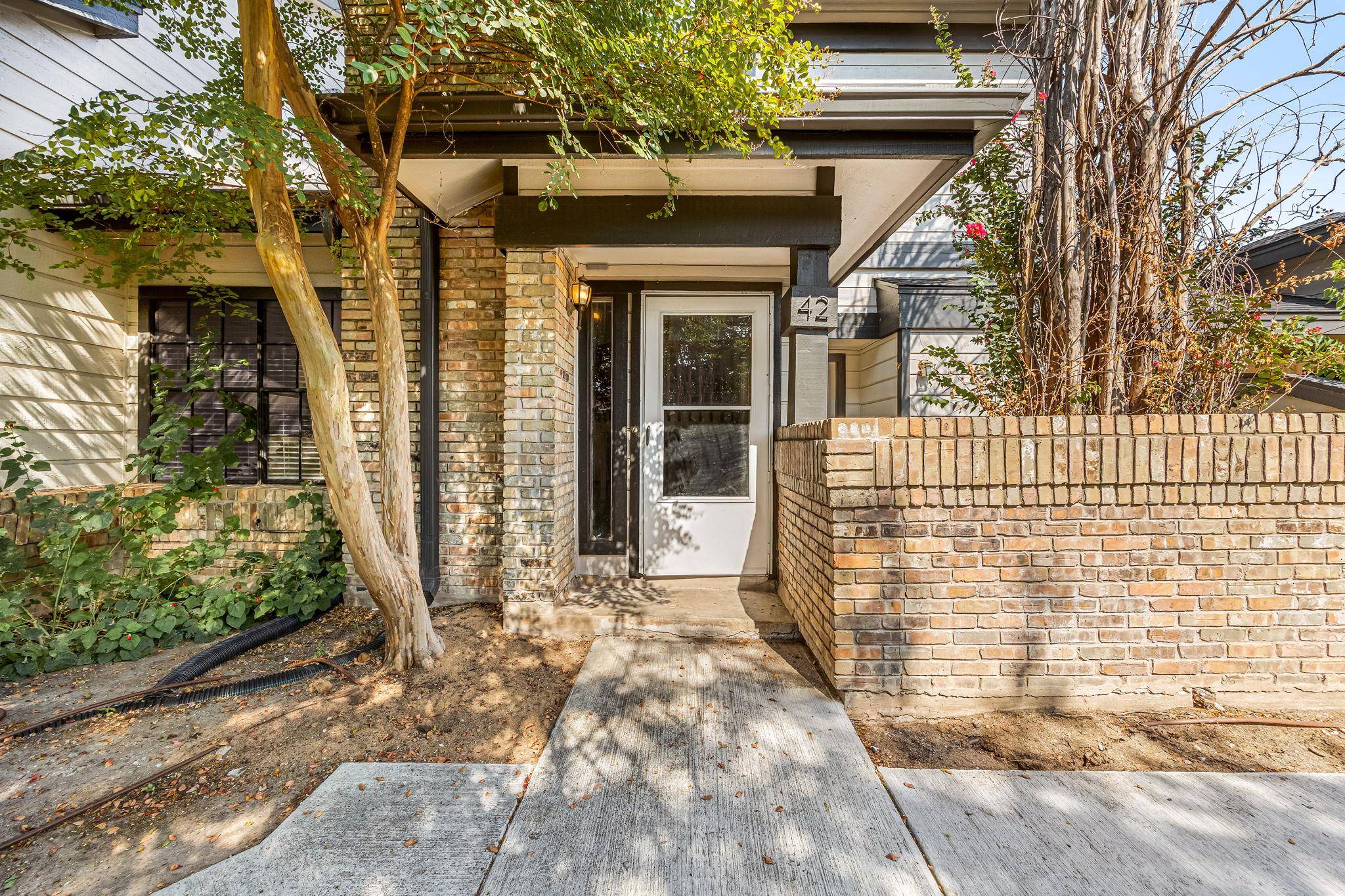1748 Ohlen RD #42, Austin, TX 78757