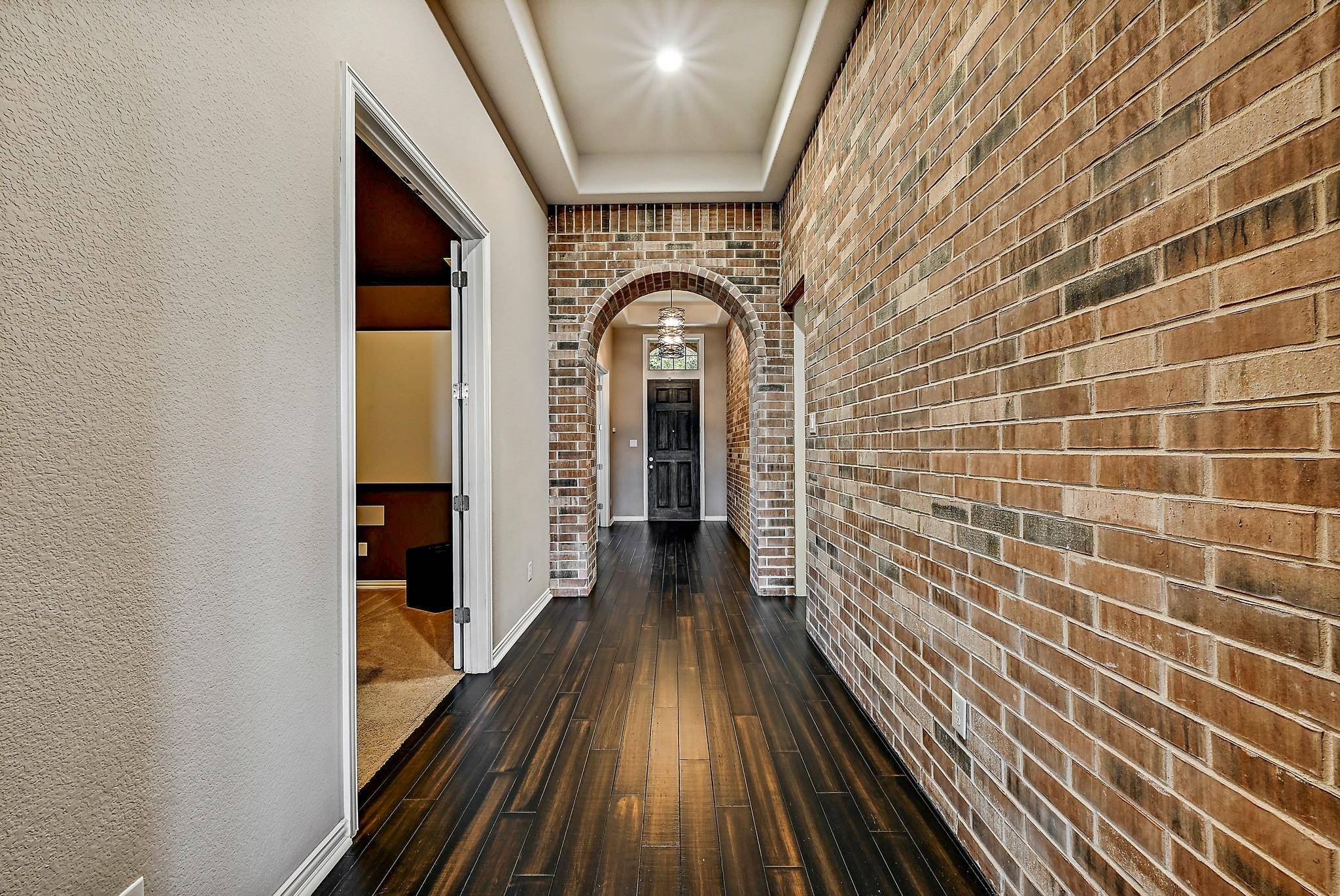 7801 Turnback Ledge TRL, Lago Vista, TX 78645
