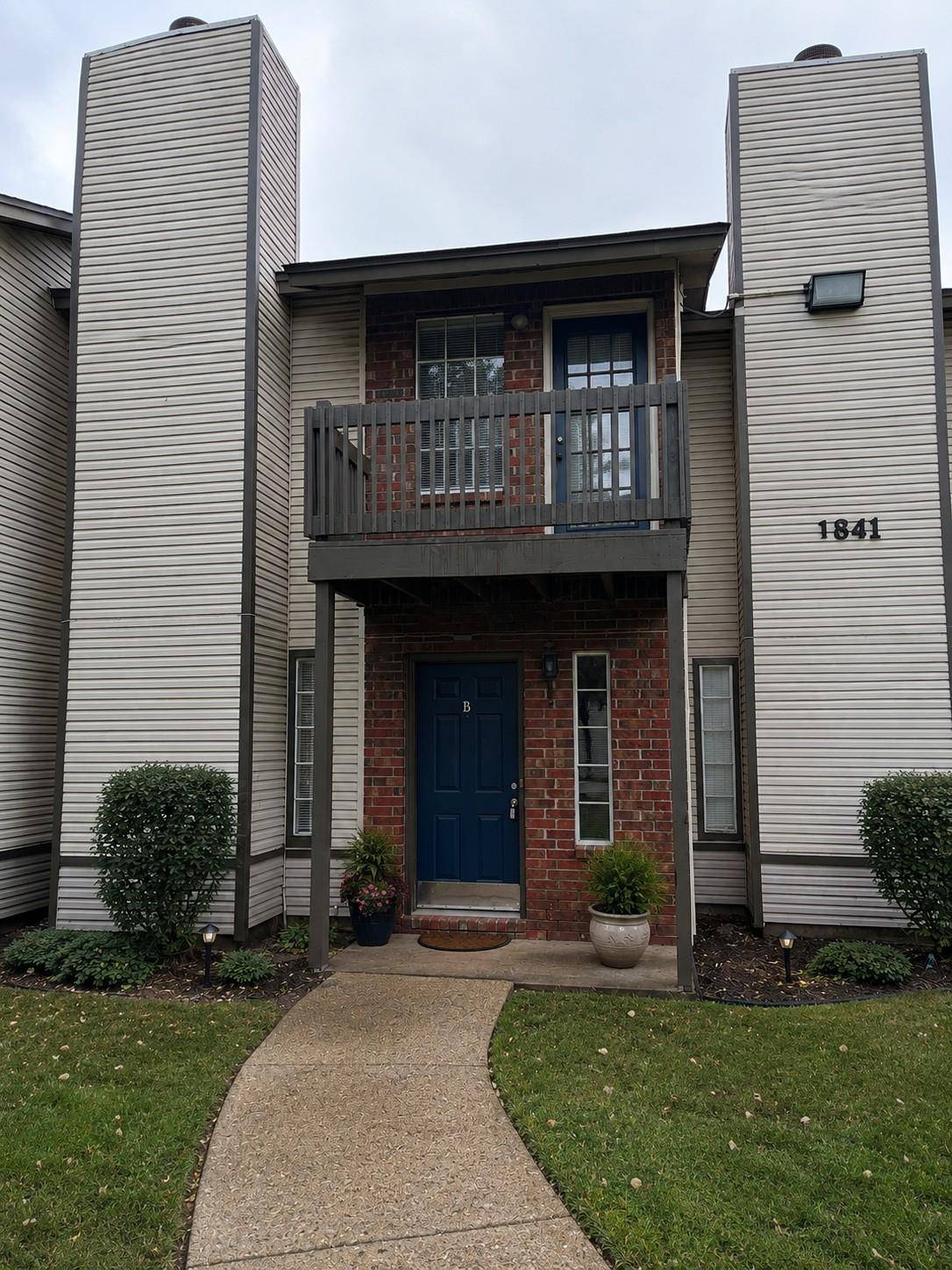 1841 River Crossing CIR #B, Austin, TX 78741