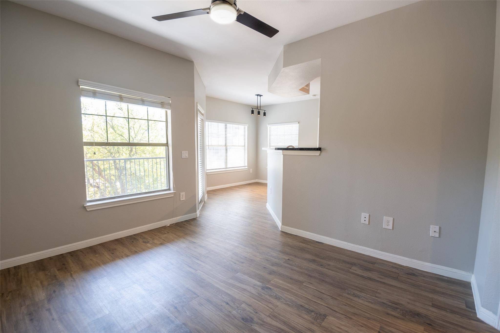 2320 Gracy Farms LN #322, Austin, TX 78758