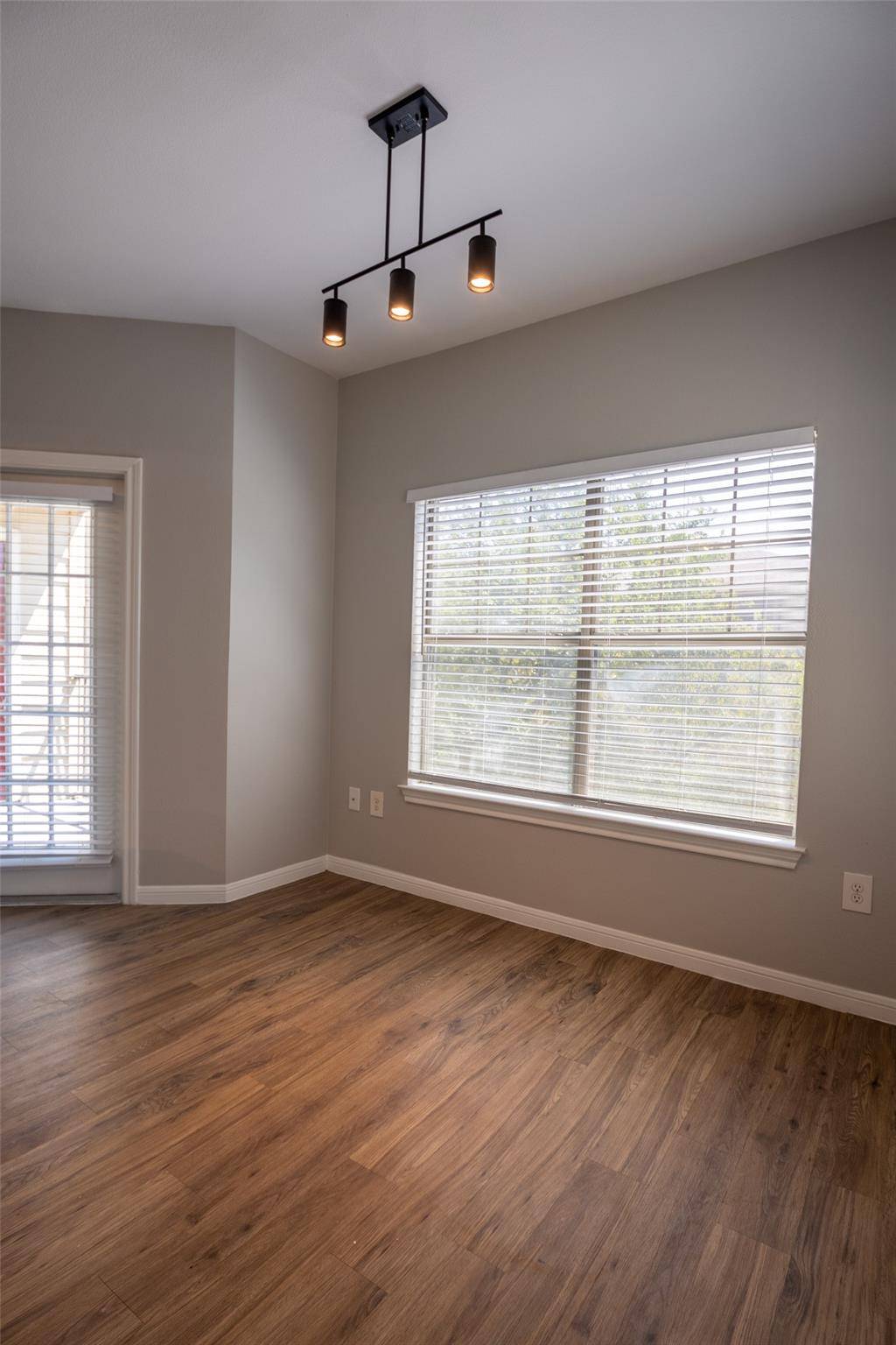 2320 Gracy Farms LN #322, Austin, TX 78758