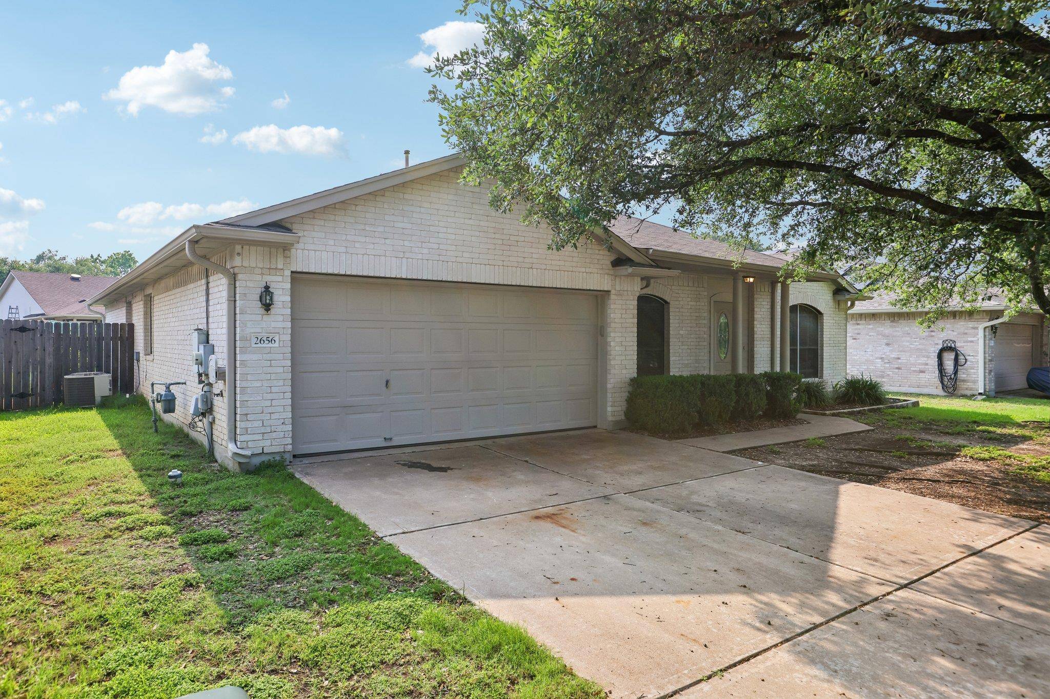 2656 Bradley LN, Round Rock, TX 78664