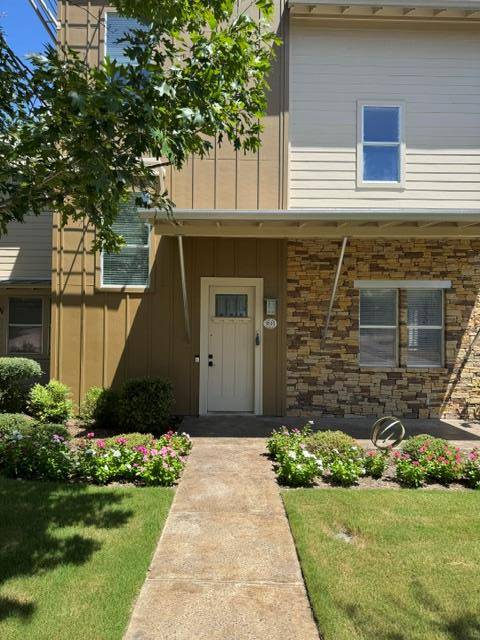 8500 Red Willow DR #A, Austin, TX 78736