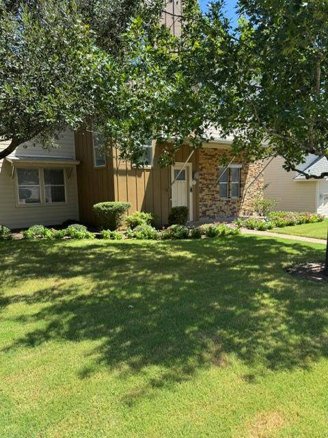 8500 Red Willow DR #A, Austin, TX 78736