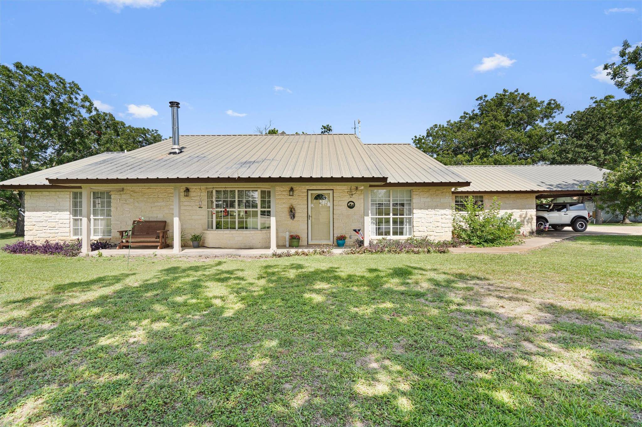 1172 County Road 418, Thorndale, TX 76577