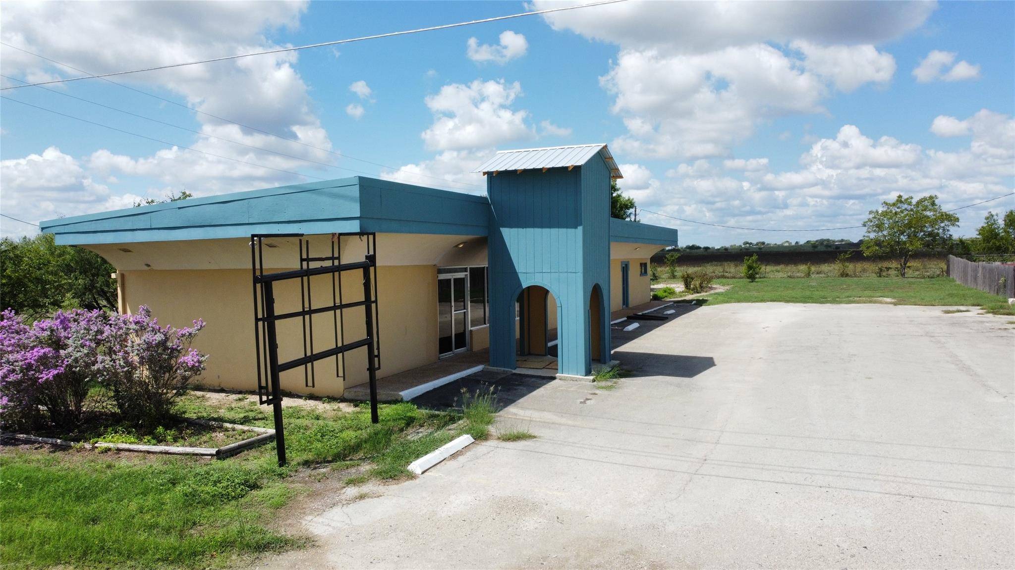 16870 N State Highway 123, San Marcos, TX 78666