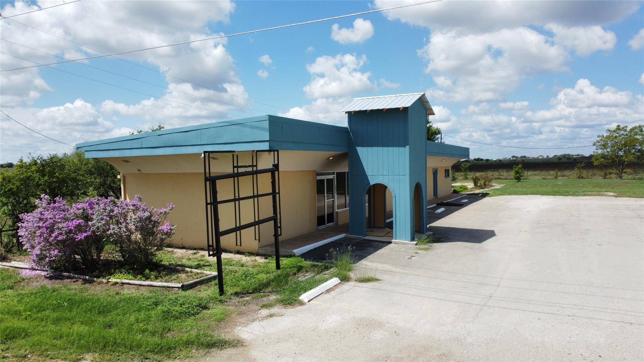 16870 N State Highway 123, San Marcos, TX 78666