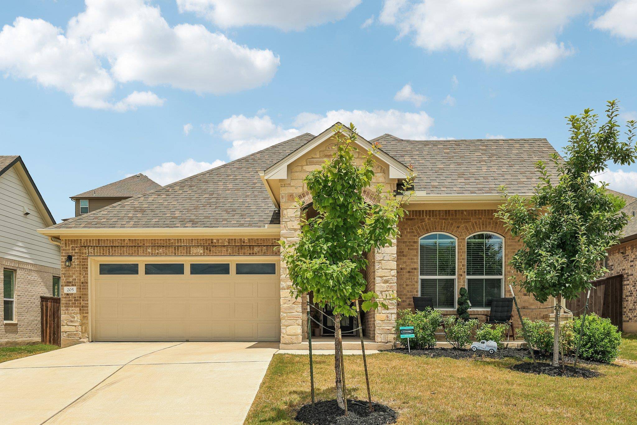 205 Indian Shoal DR, Georgetown, TX 78628