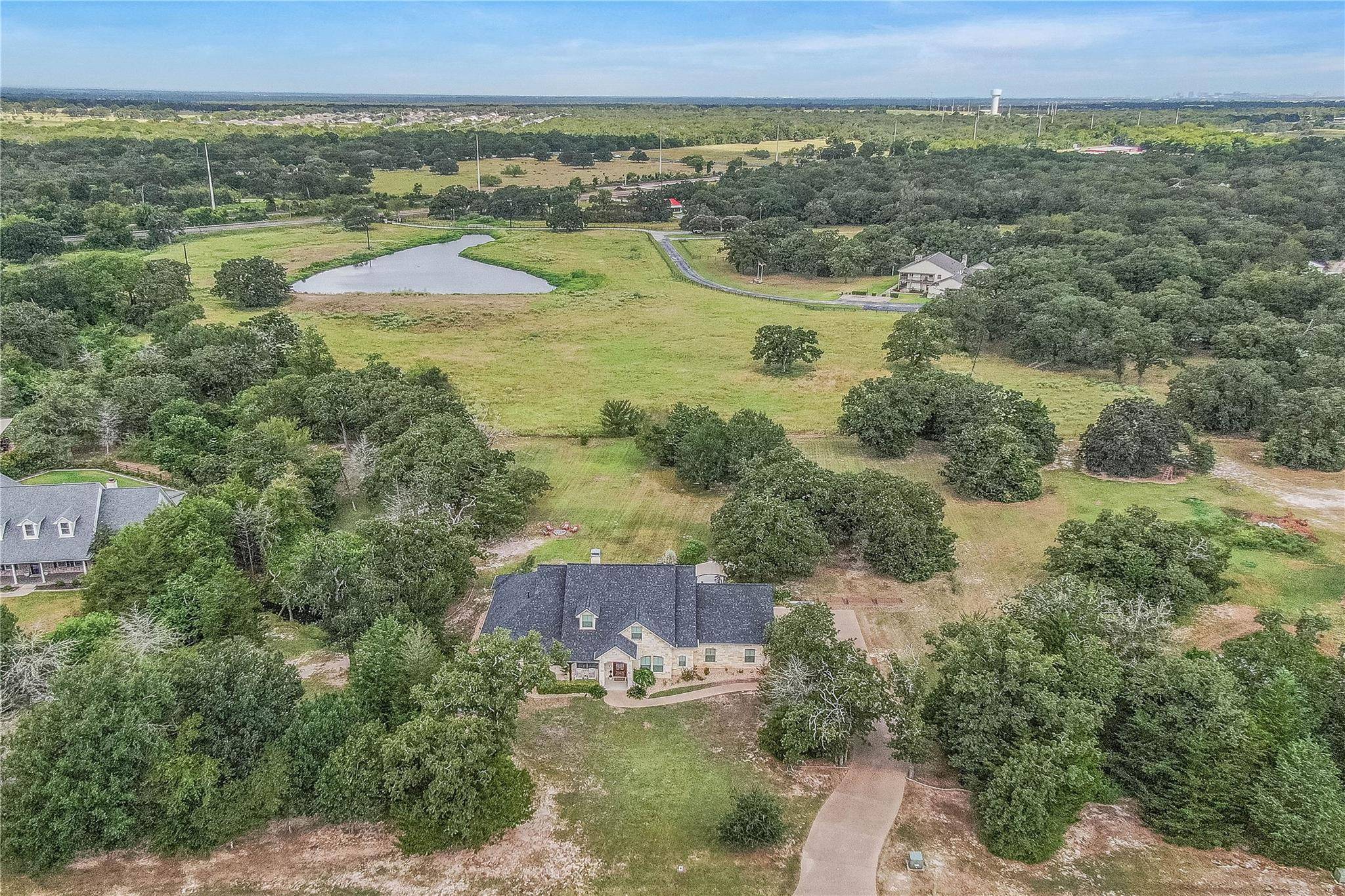 4848 Stony BRK, College Station, TX 77845