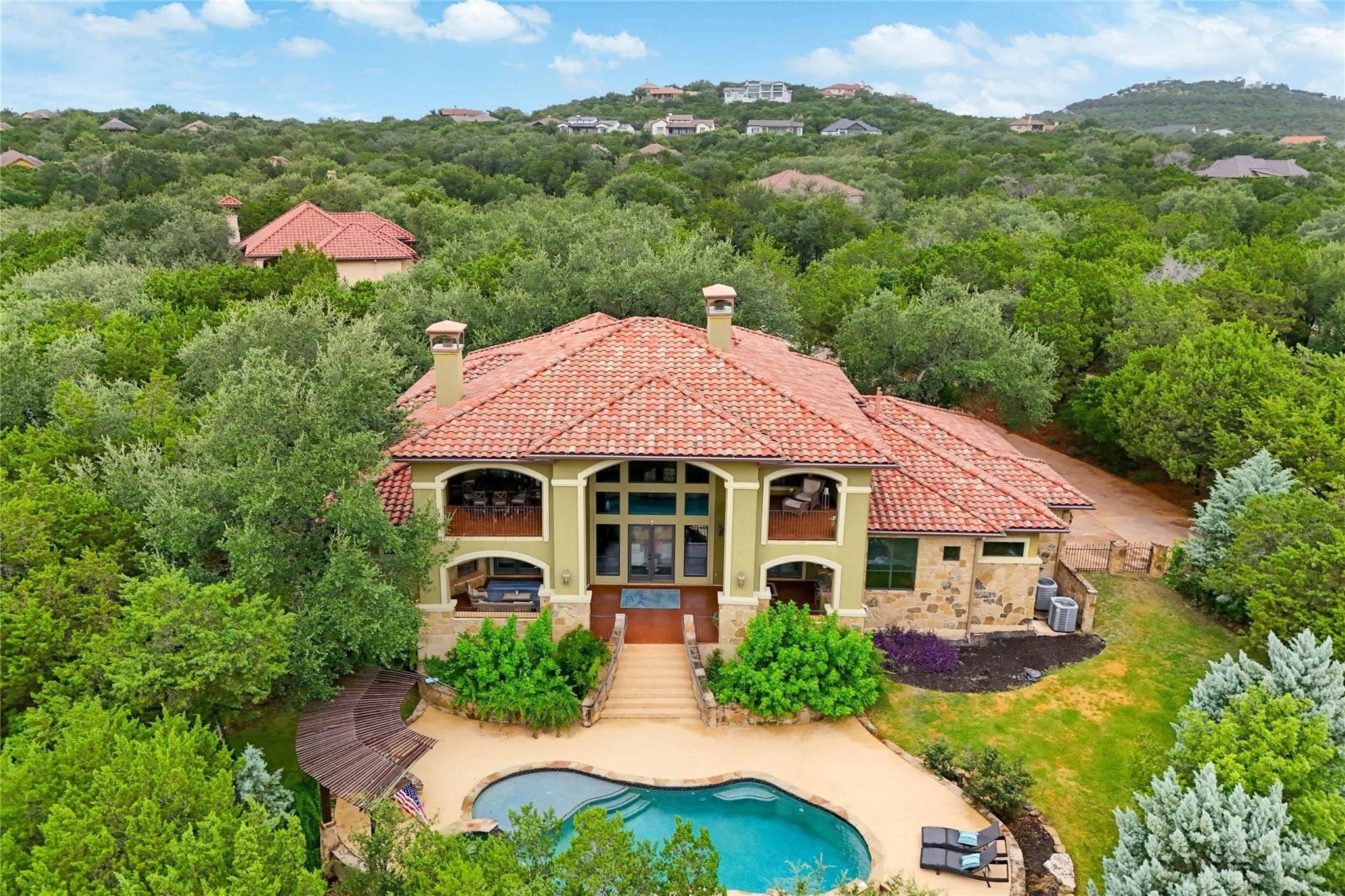 17408 Regatta View DR, Jonestown, TX 78645