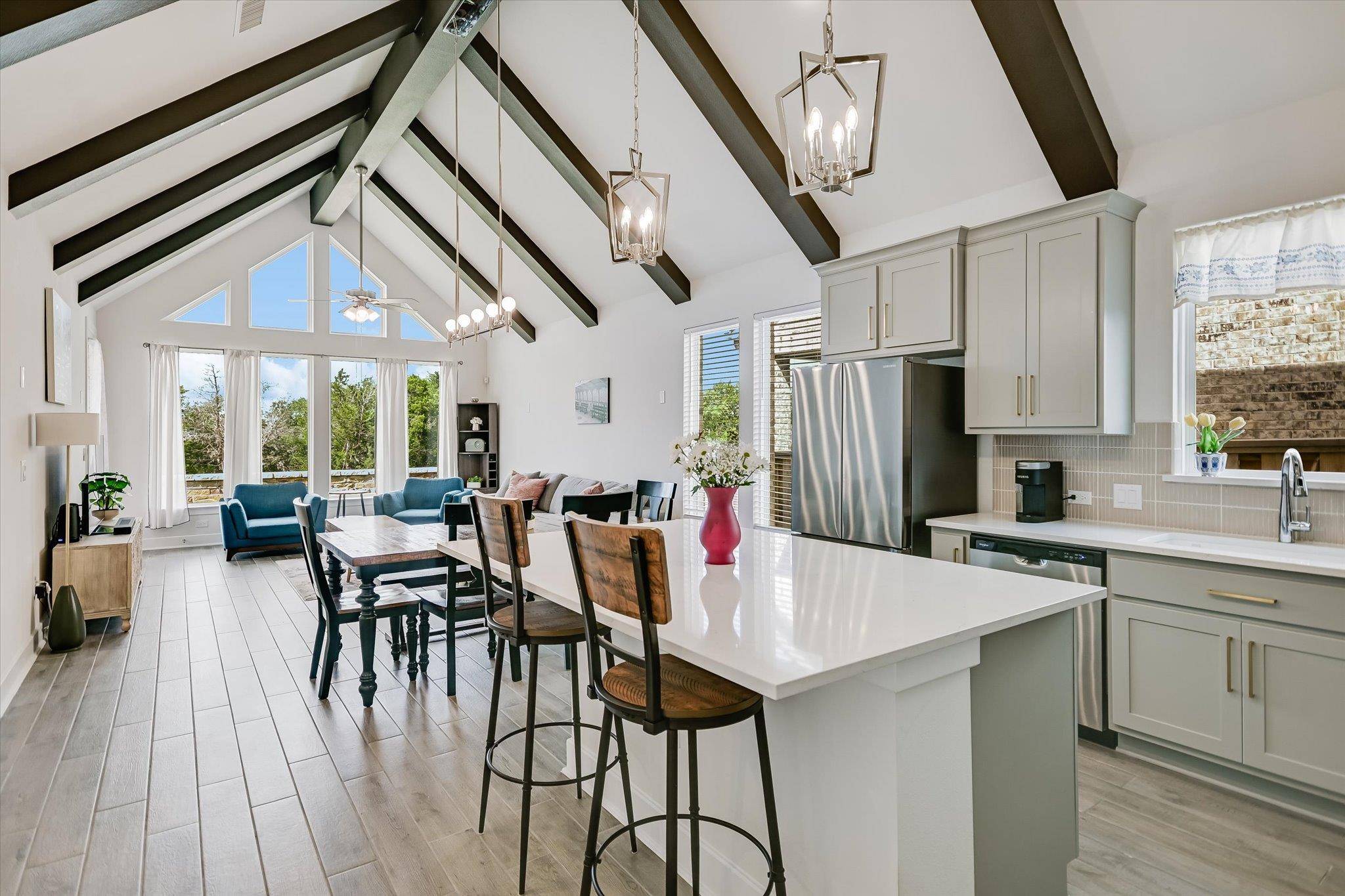 213 Kingsland ST, Georgetown, TX 78633