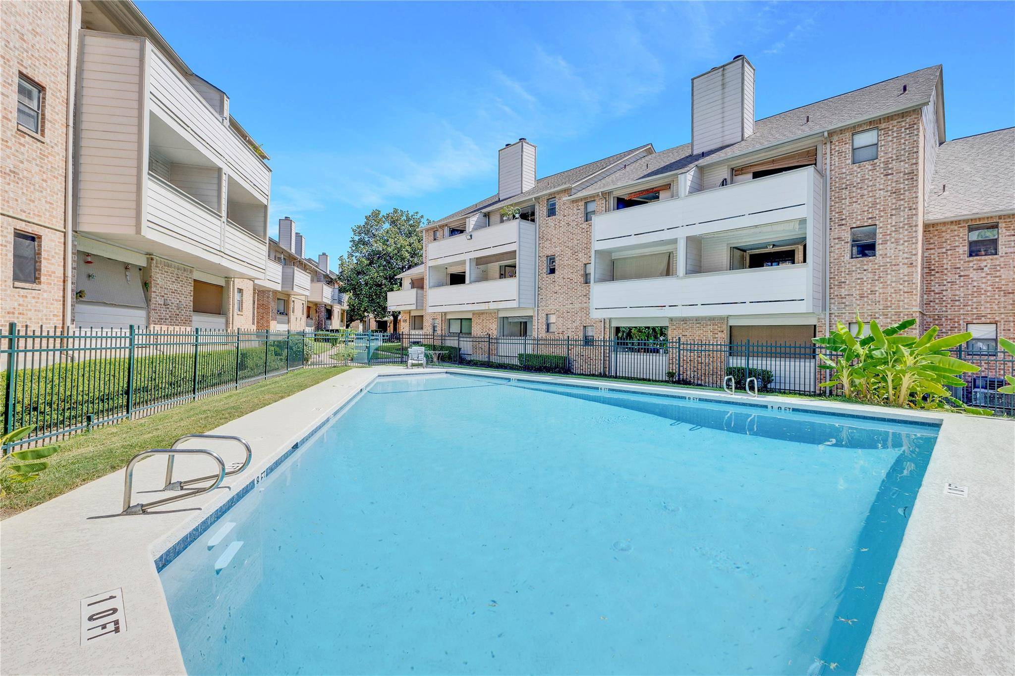 2500 Burleson RD #703, Austin, TX 78741