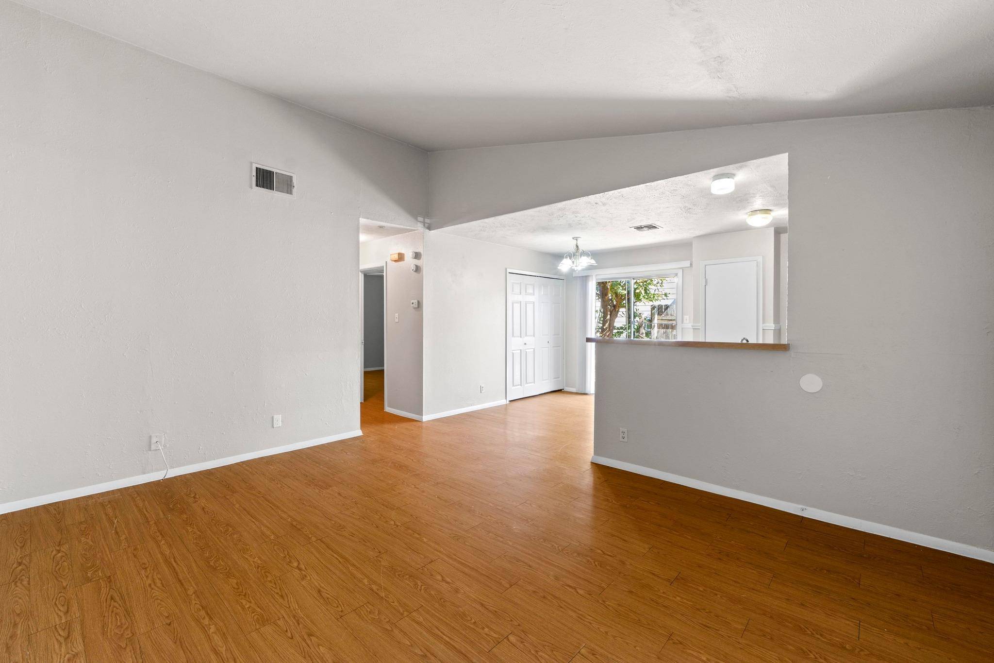 1914 Nicole CIR #A, Round Rock, TX 78664