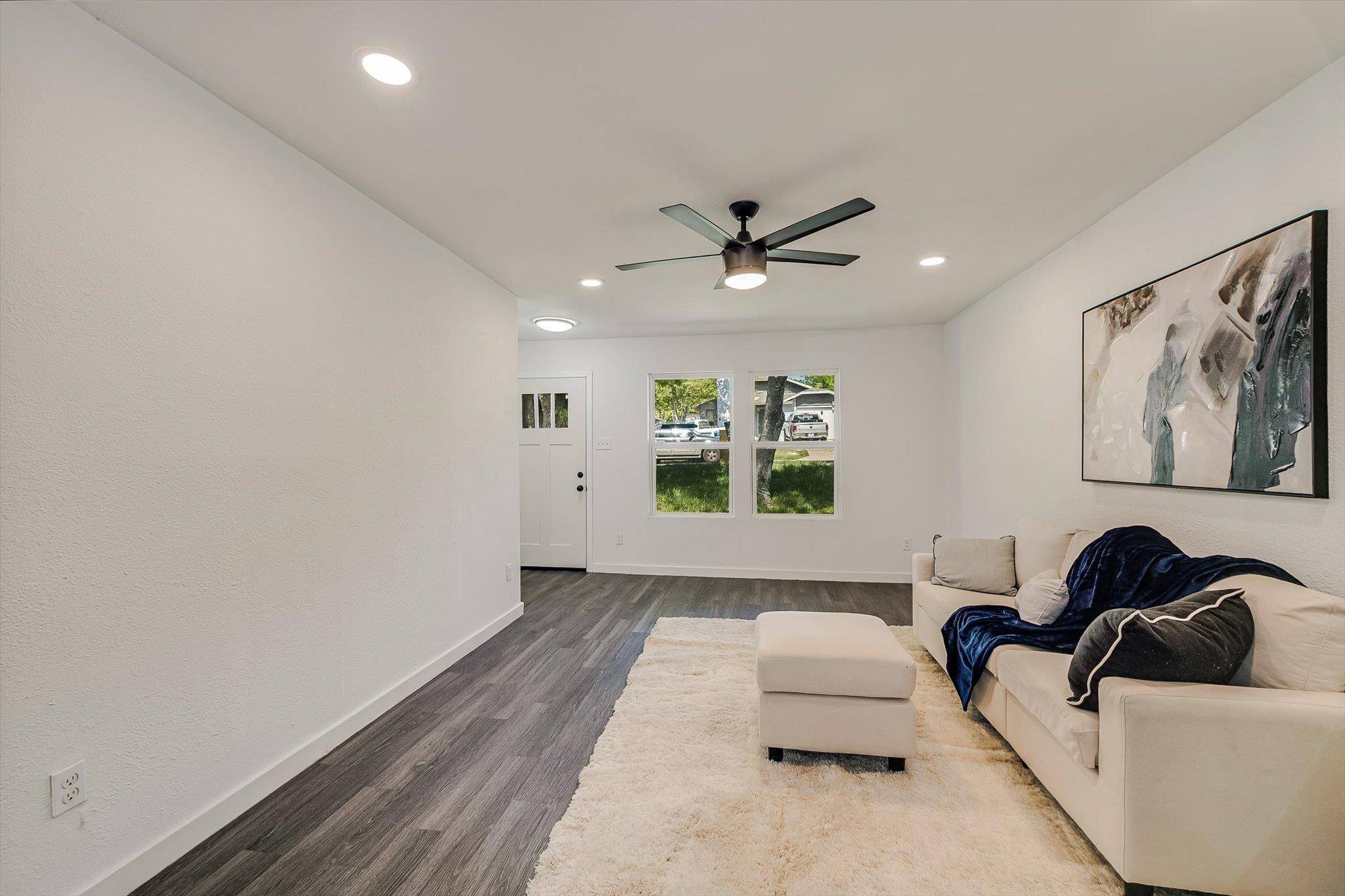 6913 Shannon DR, Austin, TX 78724
