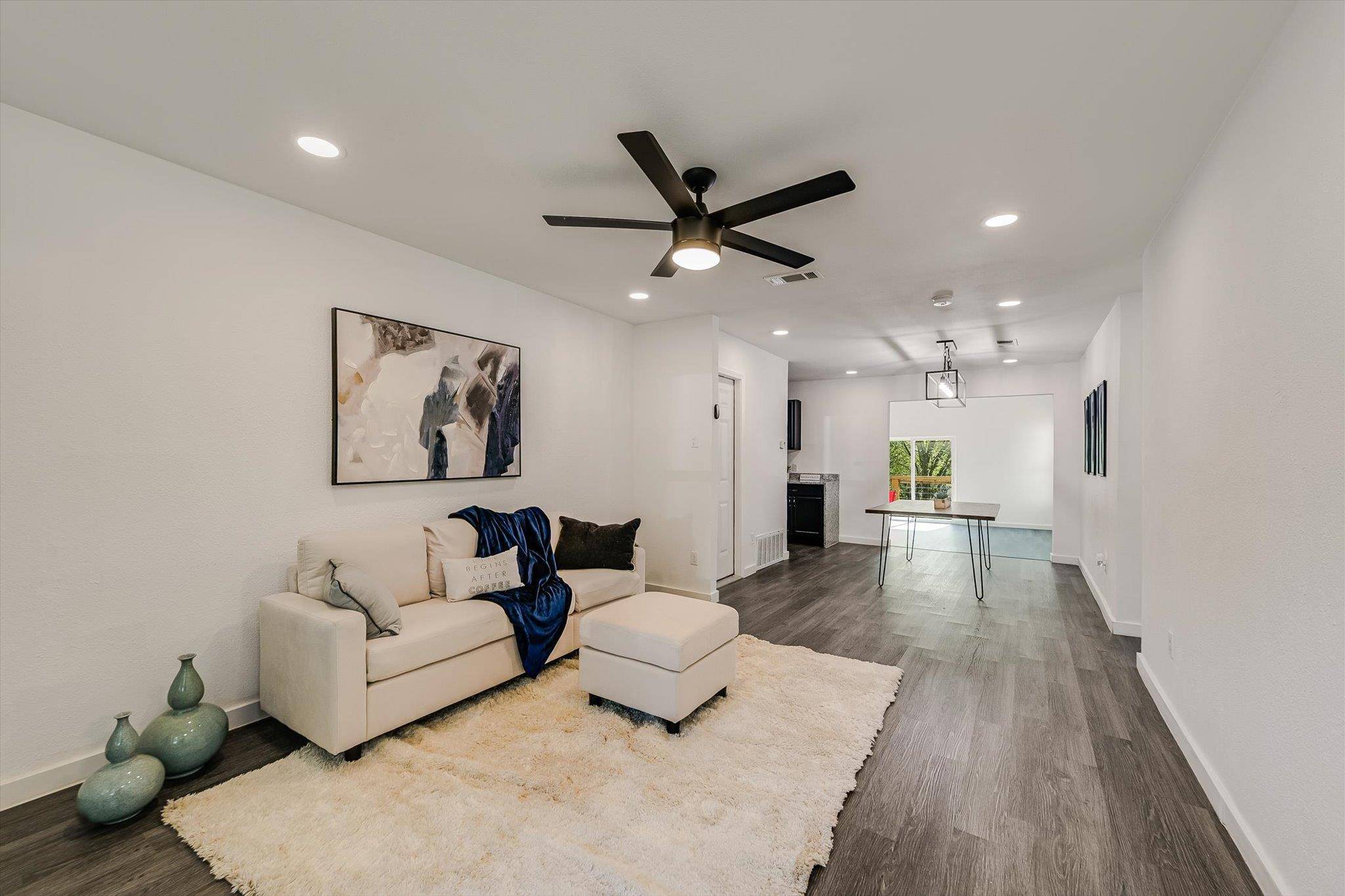 6913 Shannon DR, Austin, TX 78724