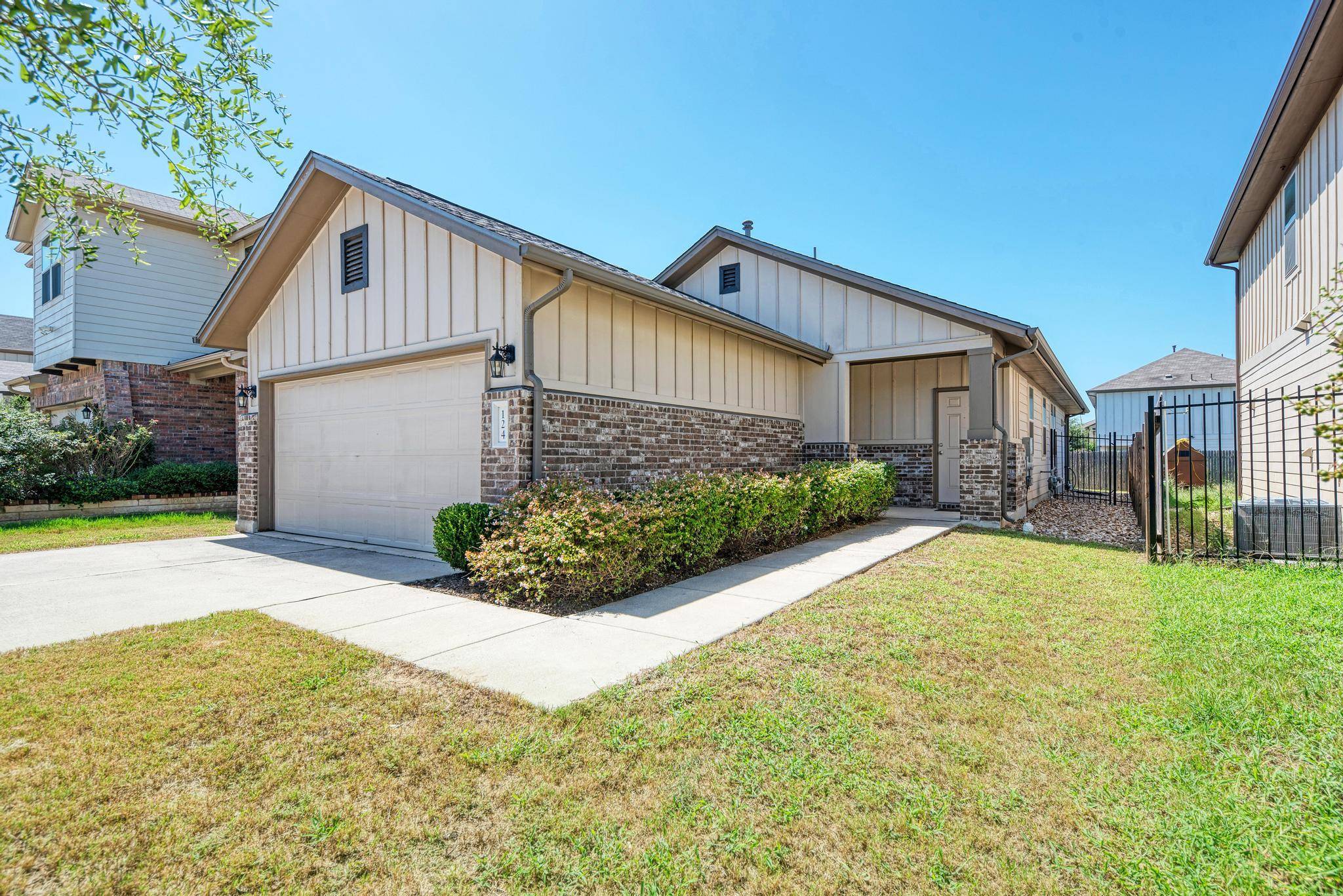 124 Brady Creek WAY, Leander, TX 78641