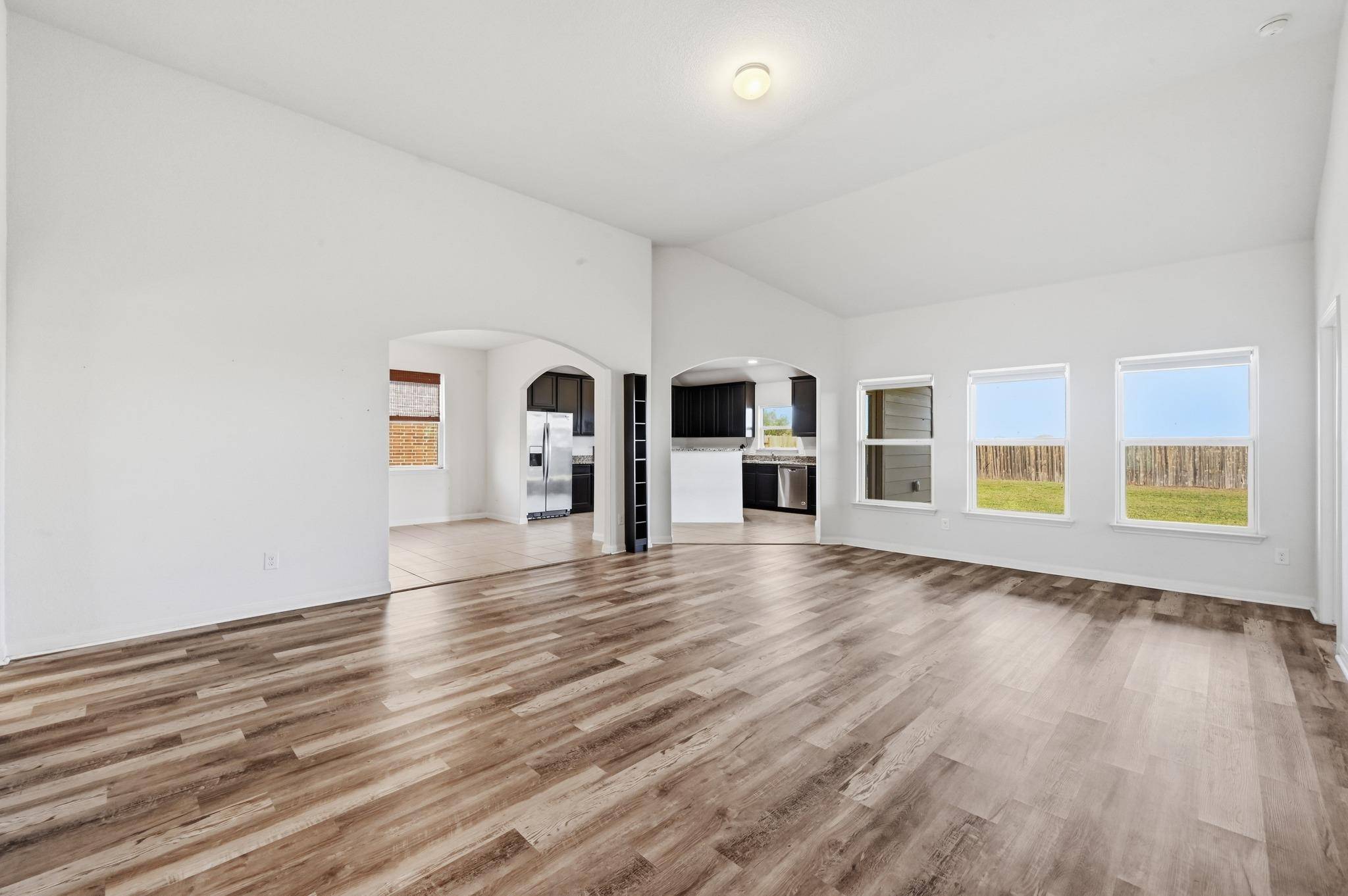 1216 Violet LN, Kyle, TX 78640