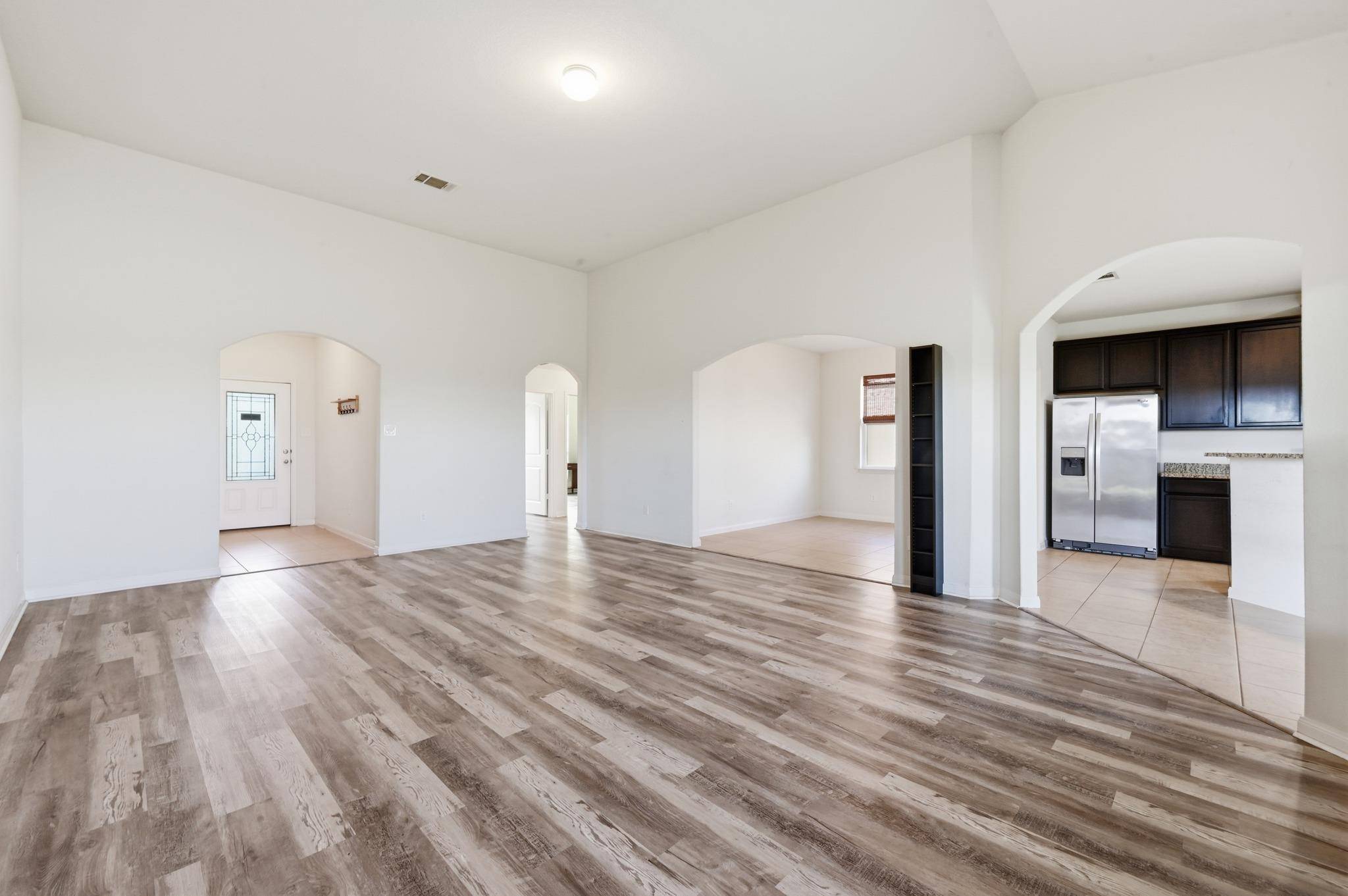 1216 Violet LN, Kyle, TX 78640