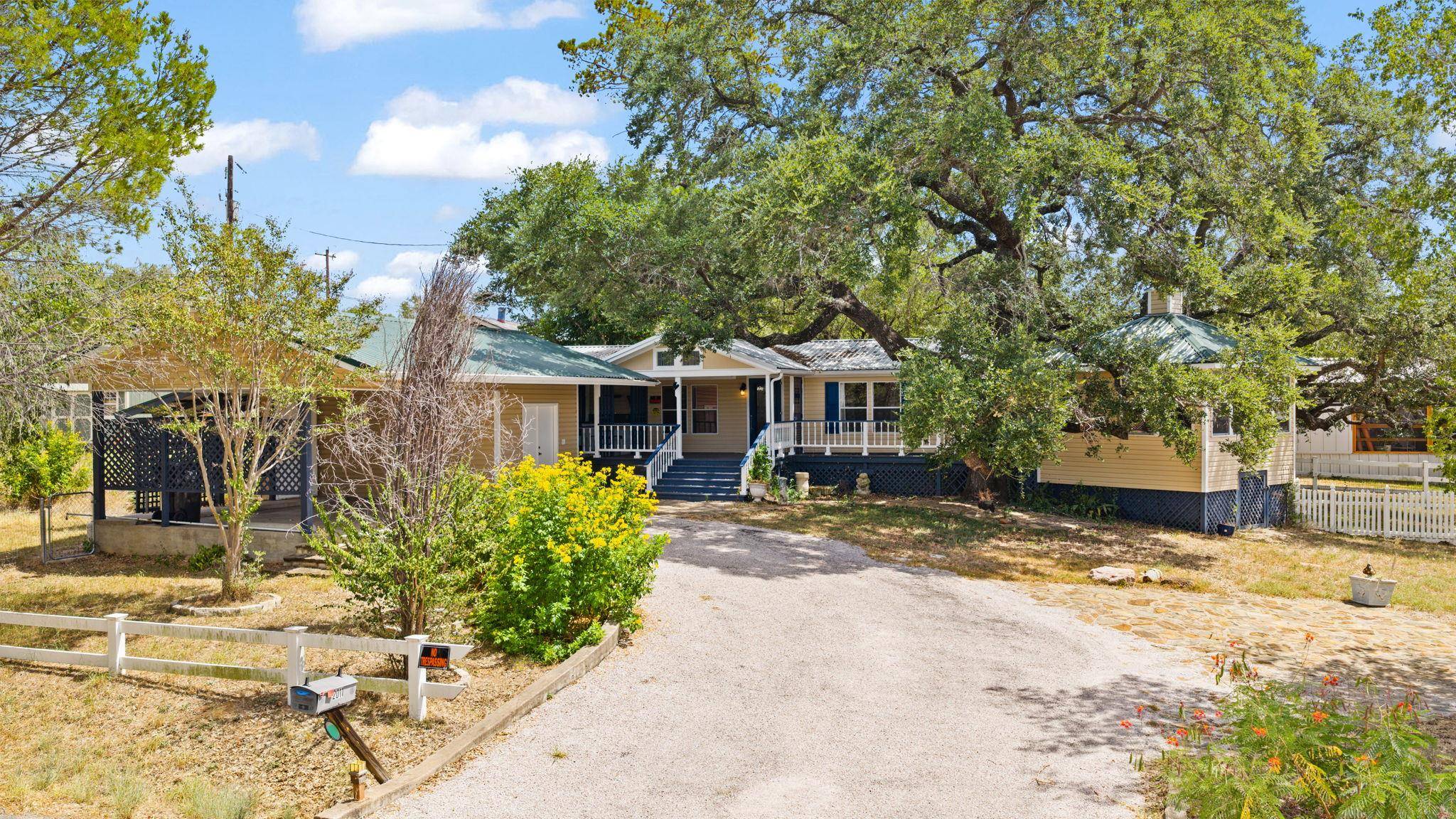 2011 County Road 118 RD, Burnet, TX 78611
