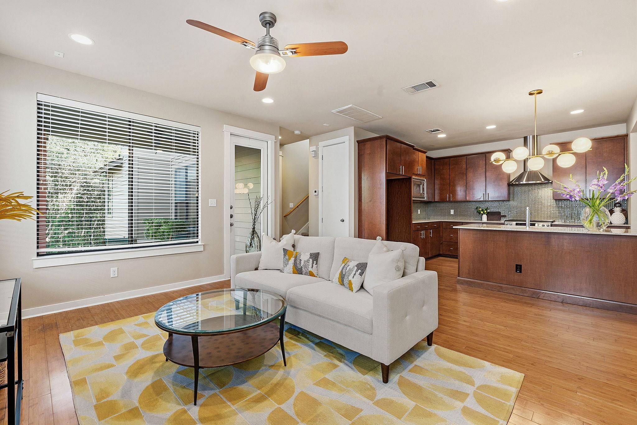 2911 Corbin LN, Austin, TX 78704