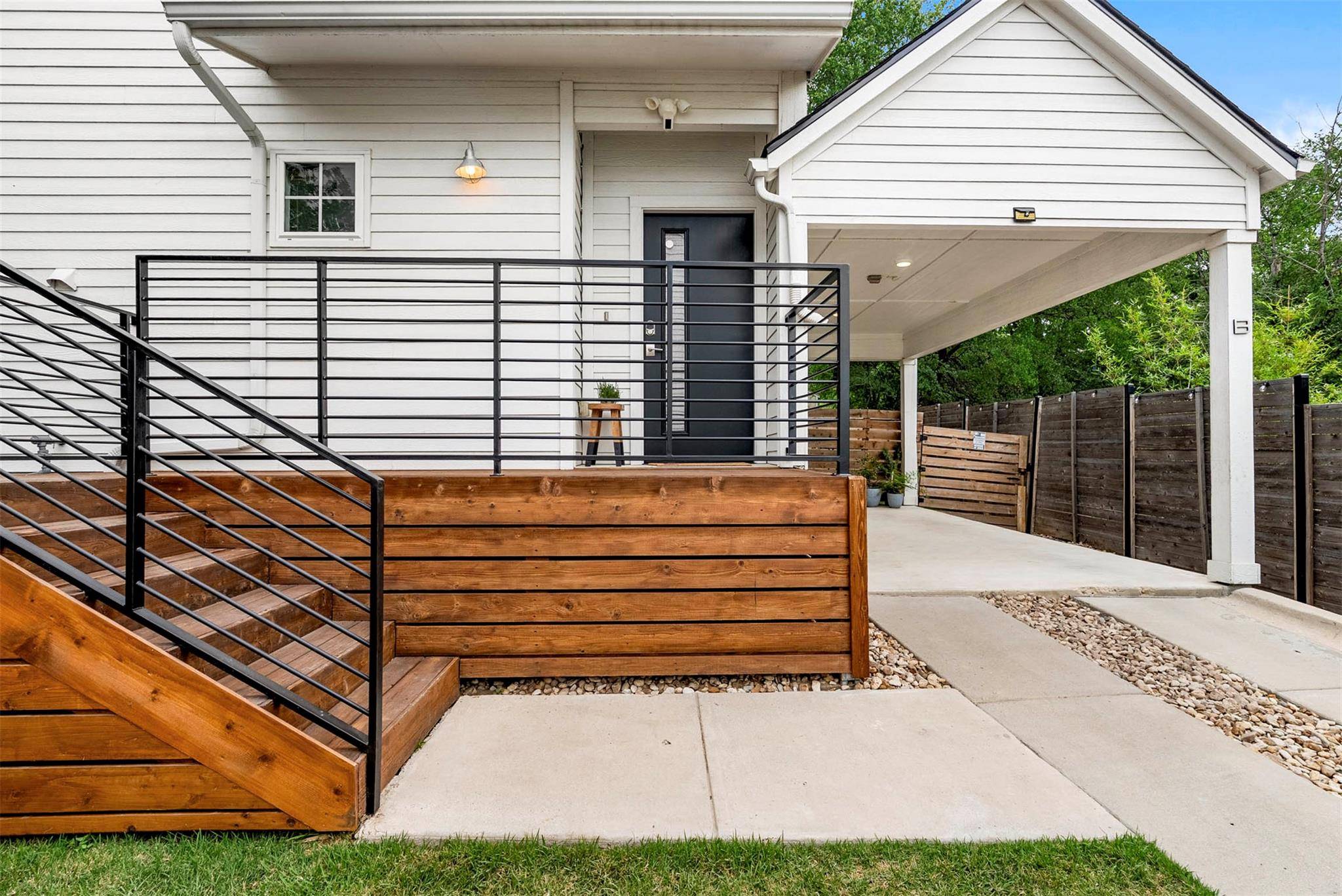 1213 Eleanor ST #B, Austin, TX 78721